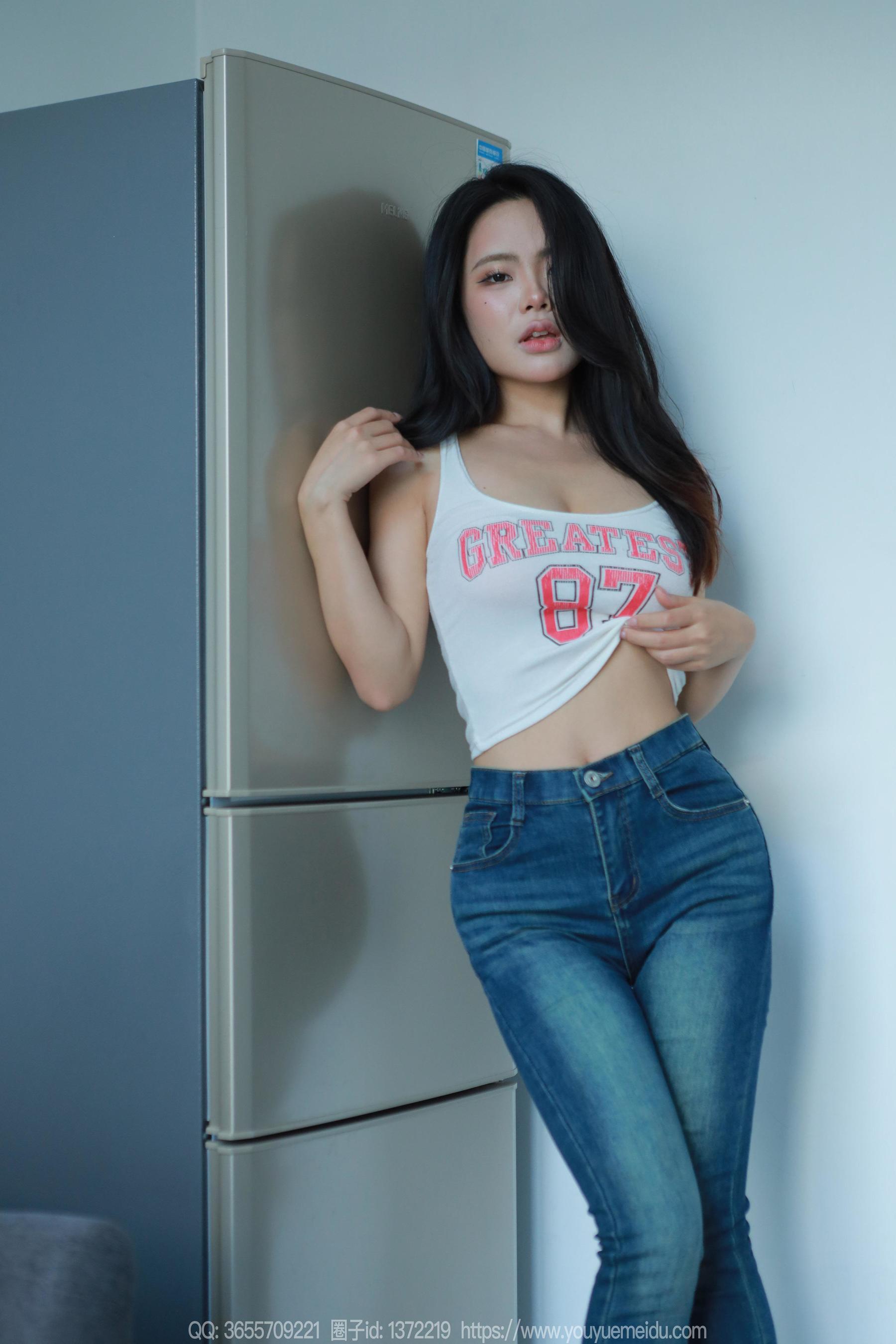 IESS异思趣向 - 模特： 兔兔 《裤里丝（上）》/(80P)