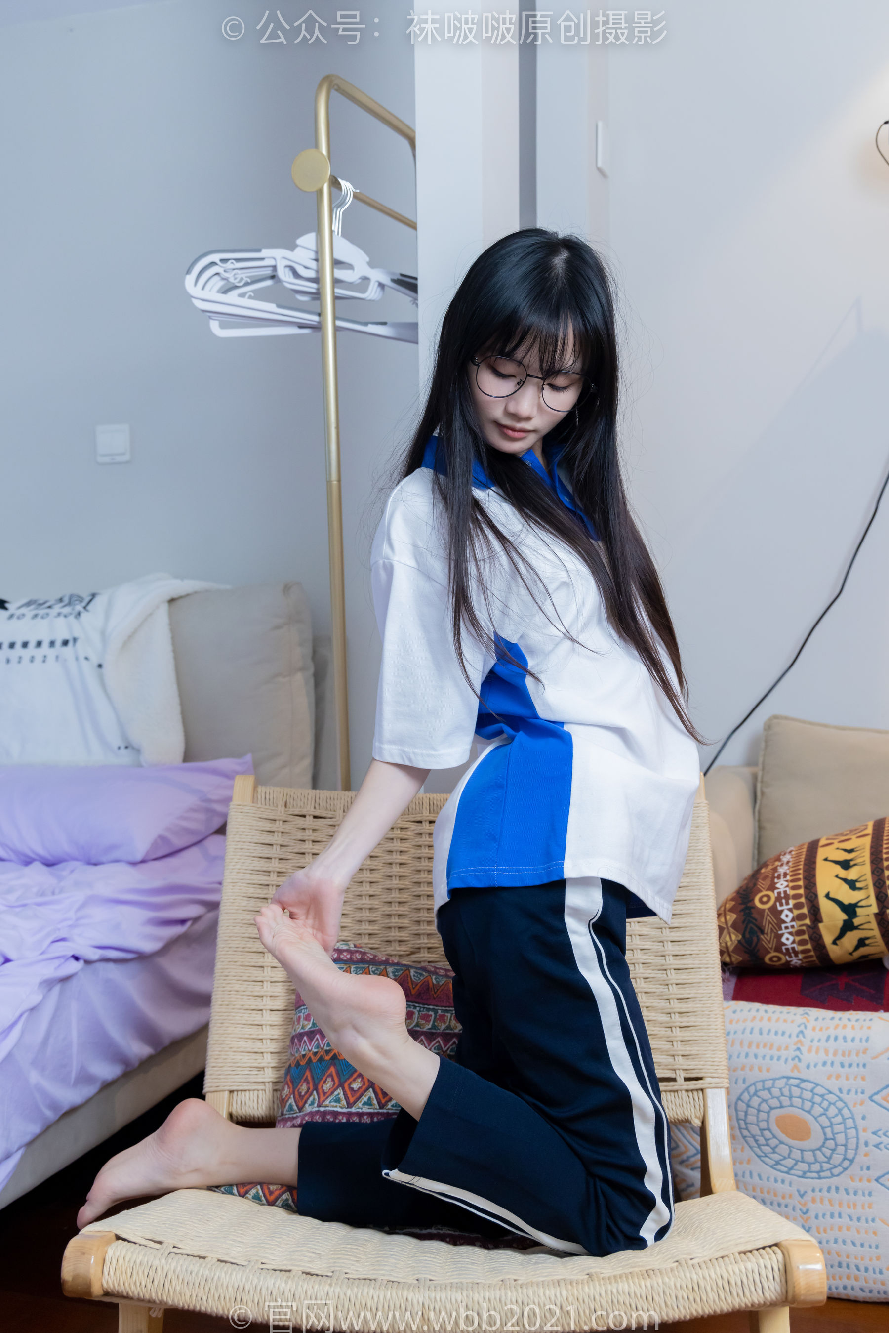 BoBoSocks袜啵啵 No.471 甜甜圈 - 高跟鞋、黑丝、短肉丝、裸足、校服裤里丝/(150P)