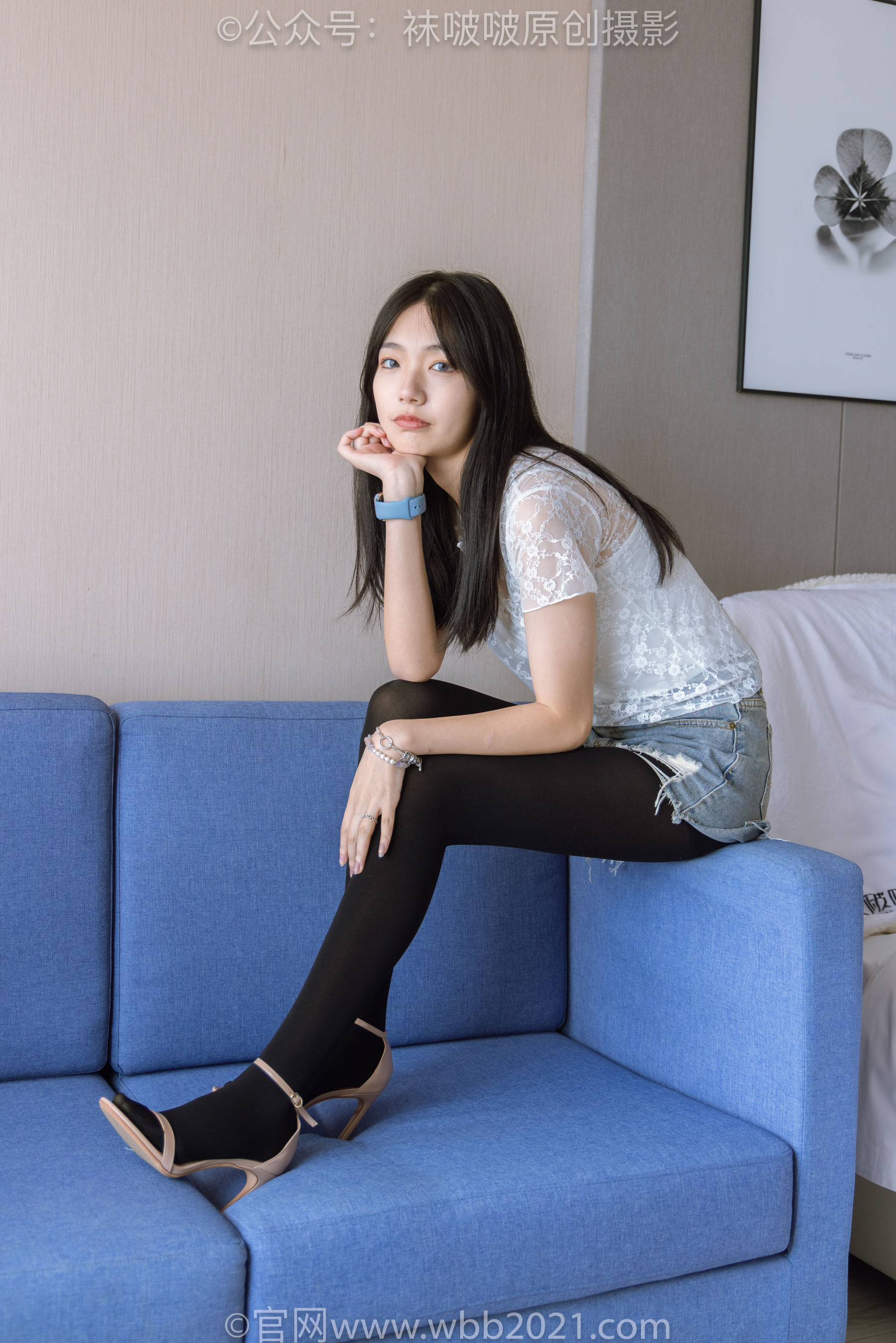 BoBoSocks袜啵啵 No.459 小甜豆 -高跟凉鞋、厚黑丝、穿鞋踩包子和橘子剧情/(150P)