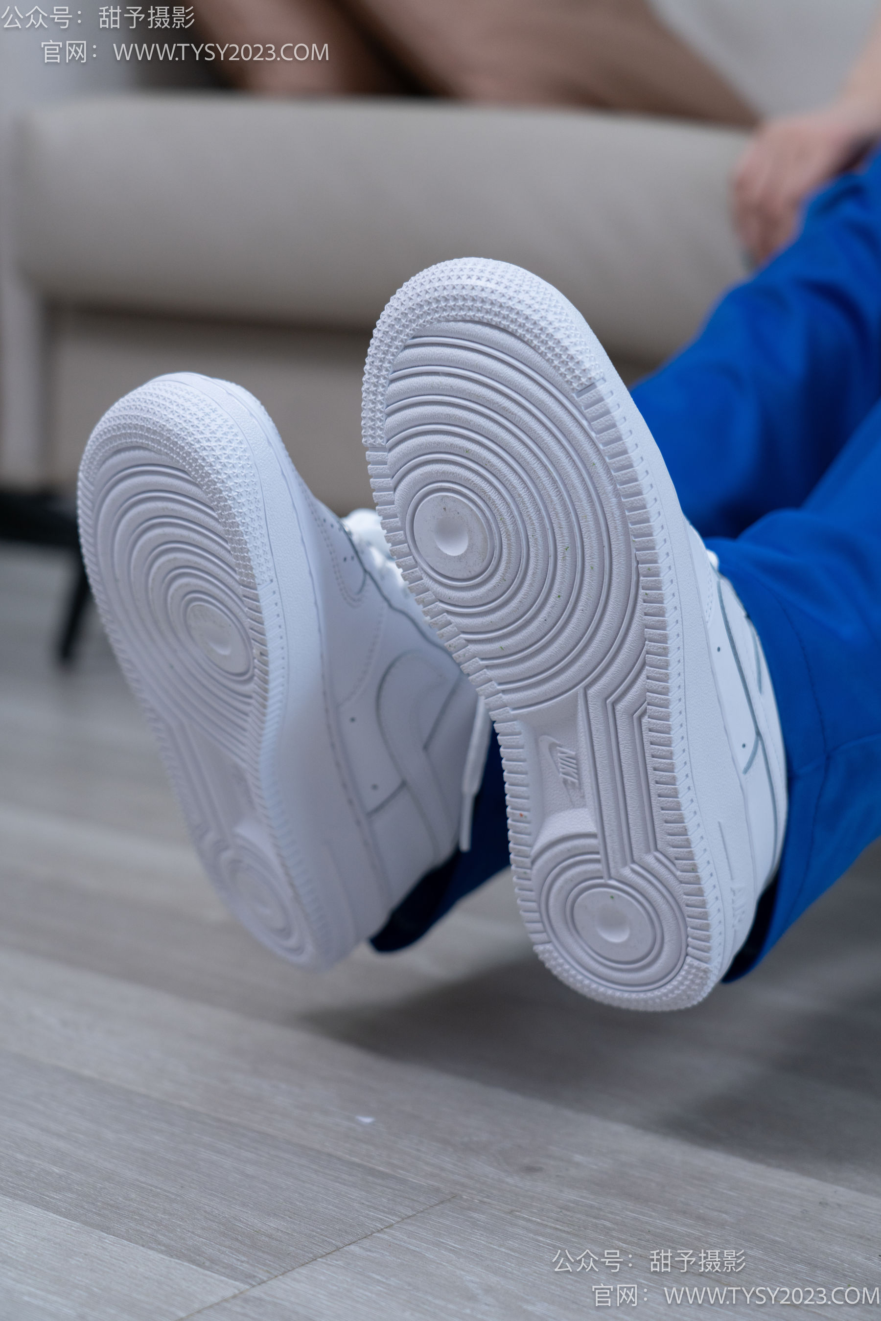 甜予摄影 No.098 璇璇 -校服、板鞋、白棉袜、肉丝（脚尖加固款）/(135P)