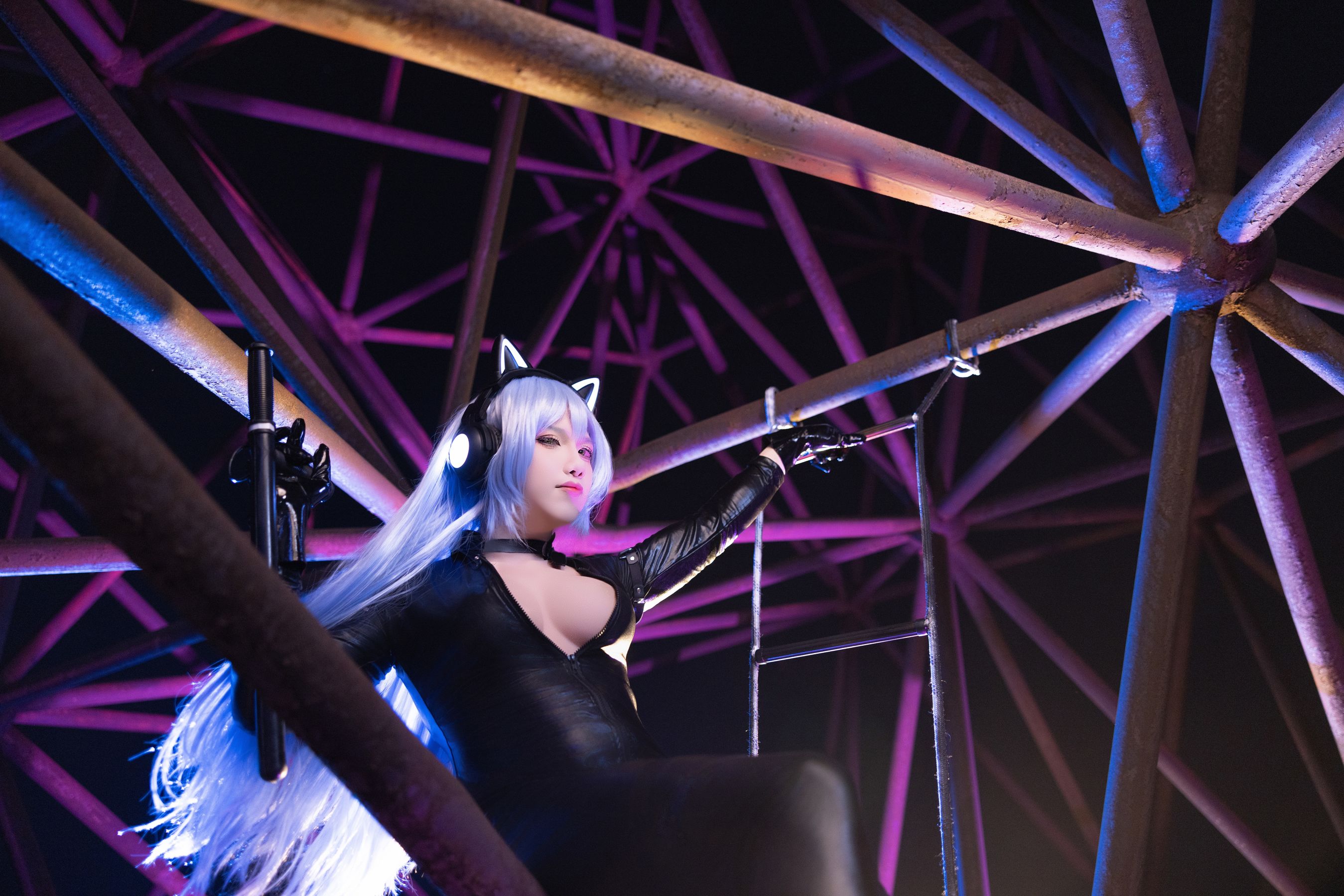 隼隼子 - 阿尔汉格尔斯克/(47P)