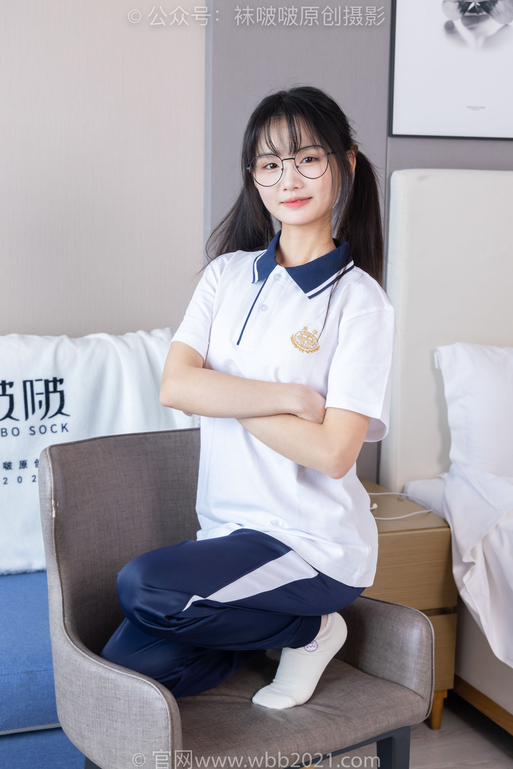 BoBoSocks袜啵啵 No.446 甜甜圈 板鞋、白棉袜、白丝、校服裤里丝/(150P)