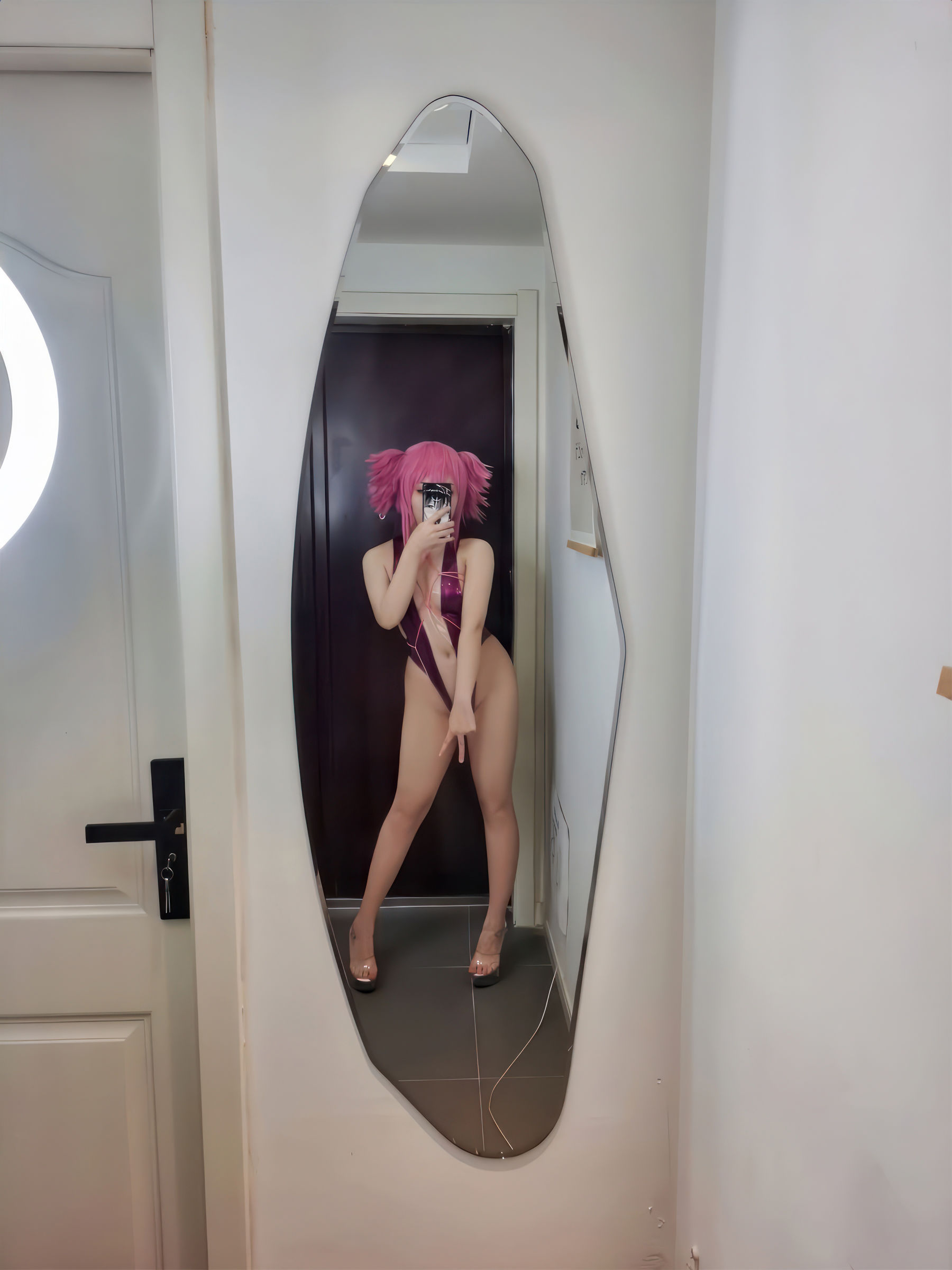 虎森森 - 紫色兔兔/(38P)