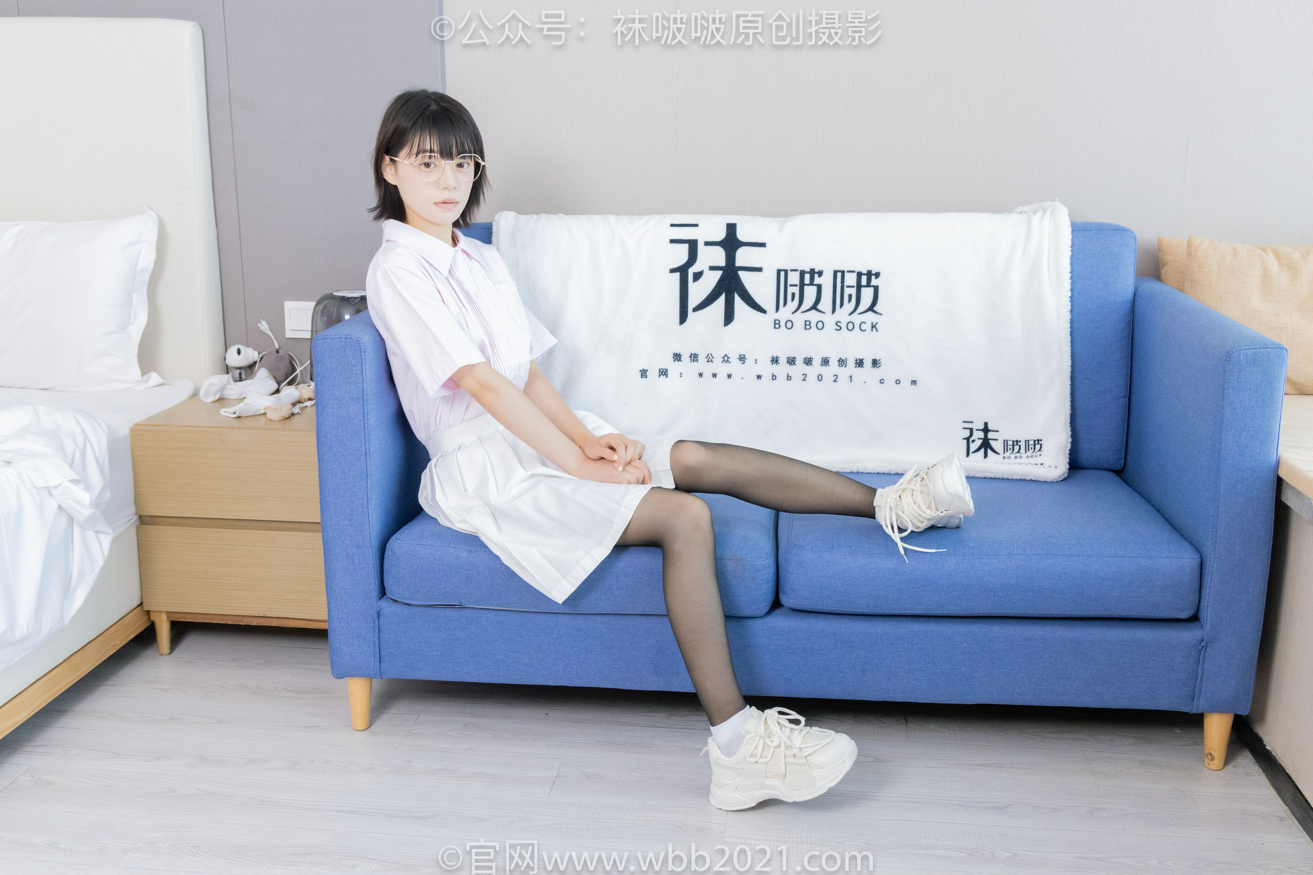 BoBoSocks袜啵啵 No.449 糯米 运动鞋、白棉袜、黑丝/(148P)