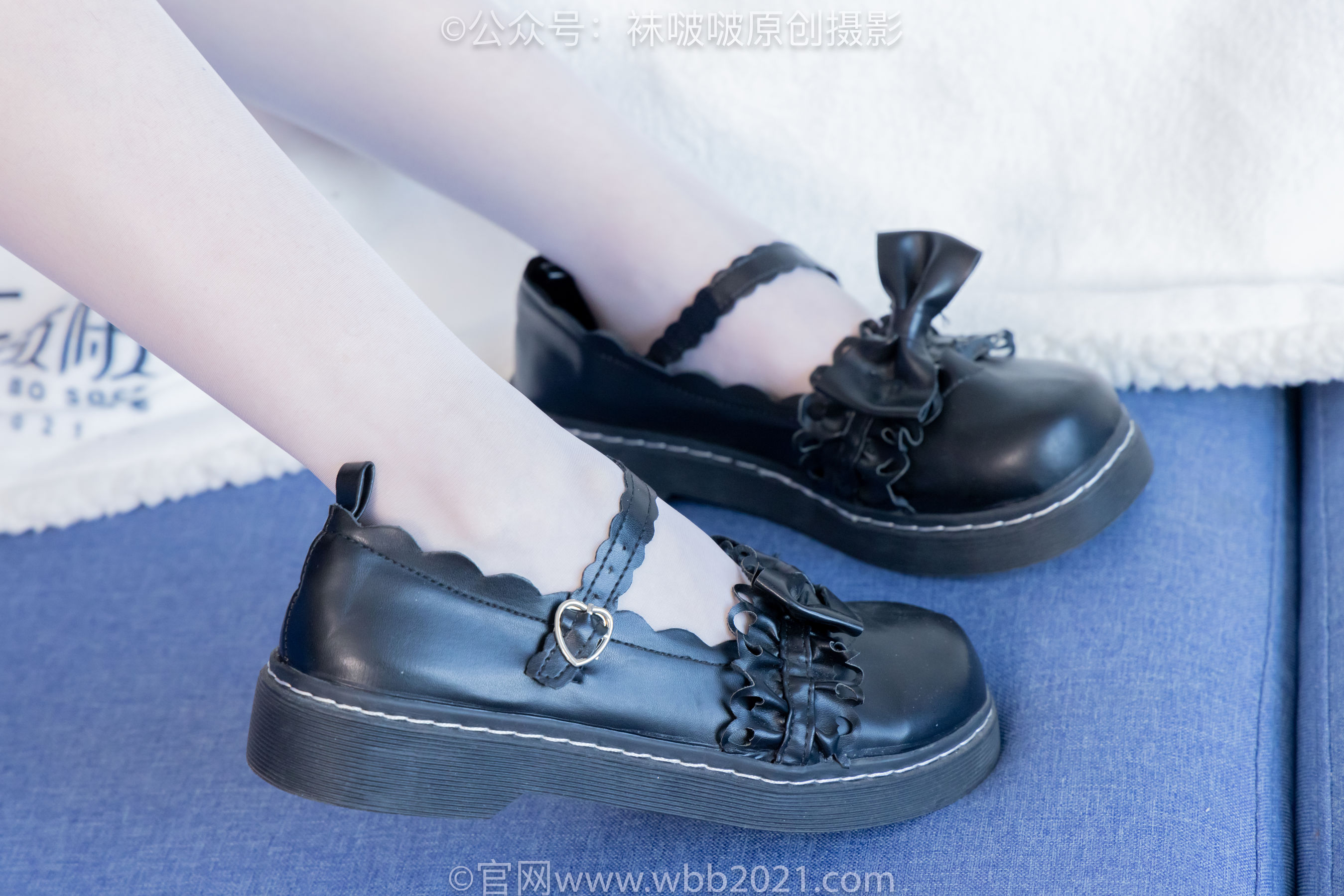 BoBoSocks袜啵啵 No.450 甜甜圈 皮鞋、白丝、裸足、裸足印泥踩脚印剧情/(142P)