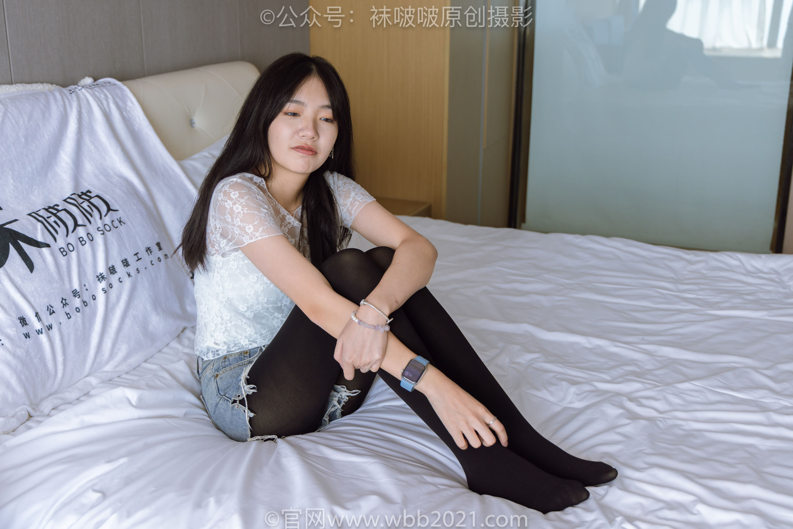 BoBoSocks袜啵啵 No.459 小甜豆 -高跟凉鞋、厚黑丝、穿鞋踩包子和橘子剧情/(150P)