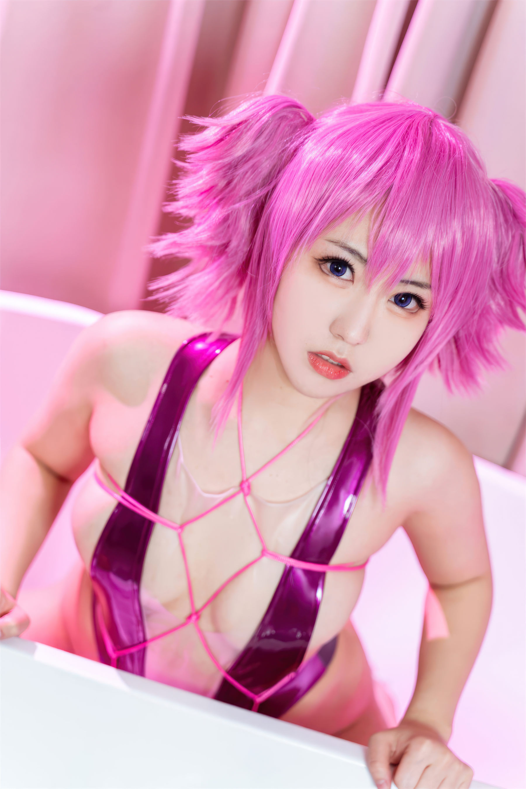 虎森森 - 紫色兔兔/(38P)