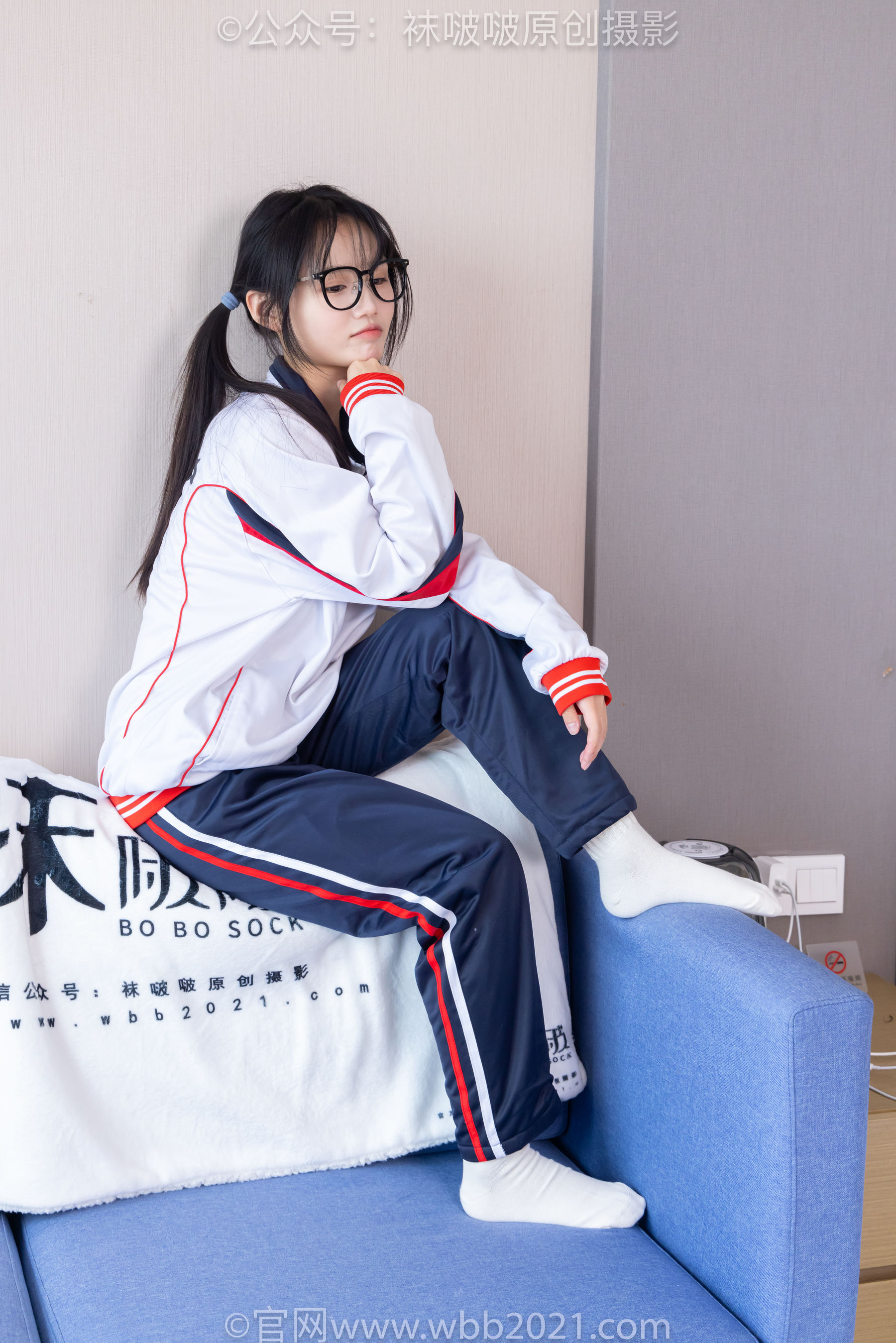 BoBoSocks袜啵啵 No.458 甜甜圈 -板鞋、白棉袜、肉丝、校服裤里丝/(150P)