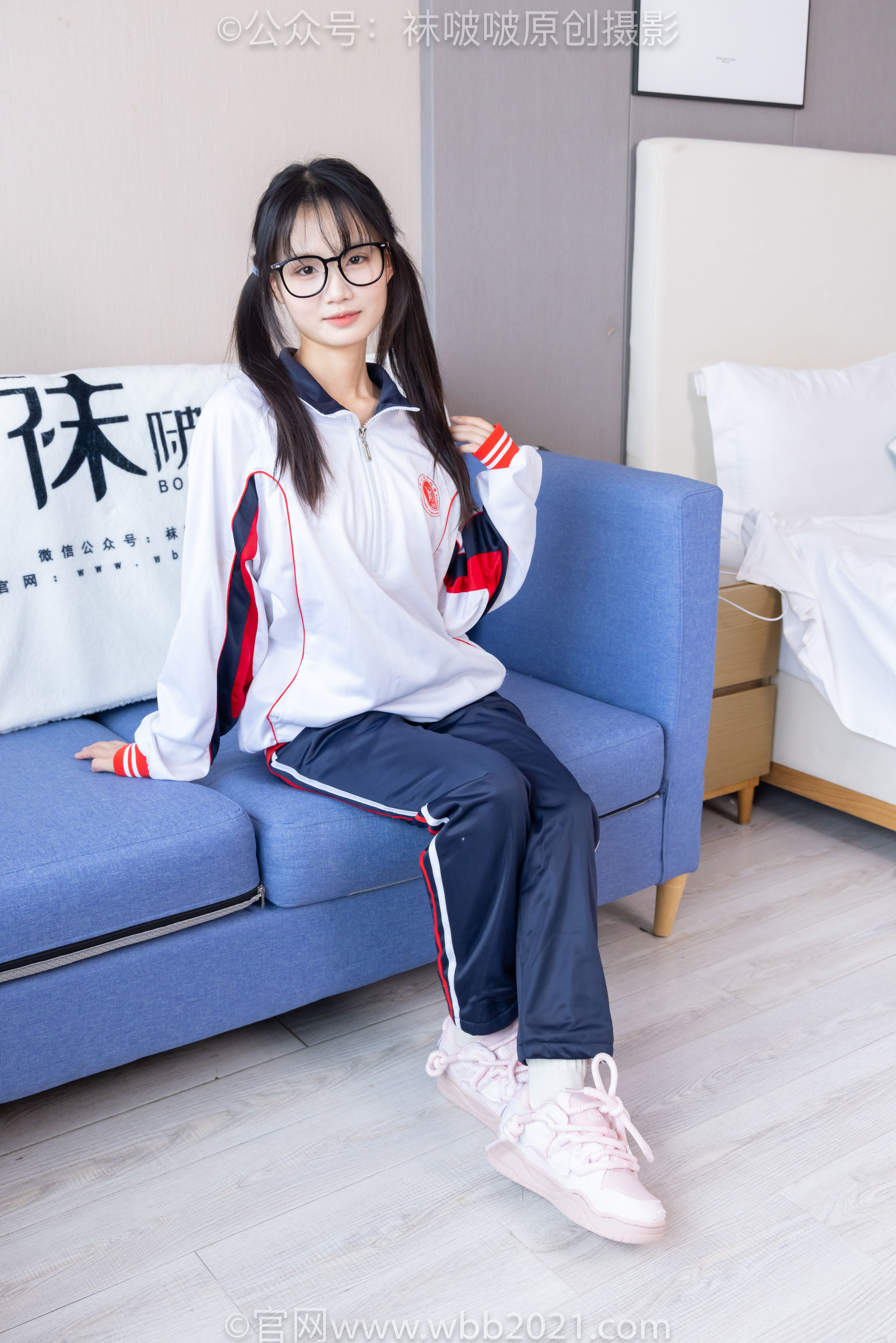 BoBoSocks袜啵啵 No.458 甜甜圈 -板鞋、白棉袜、肉丝、校服裤里丝/(150P)
