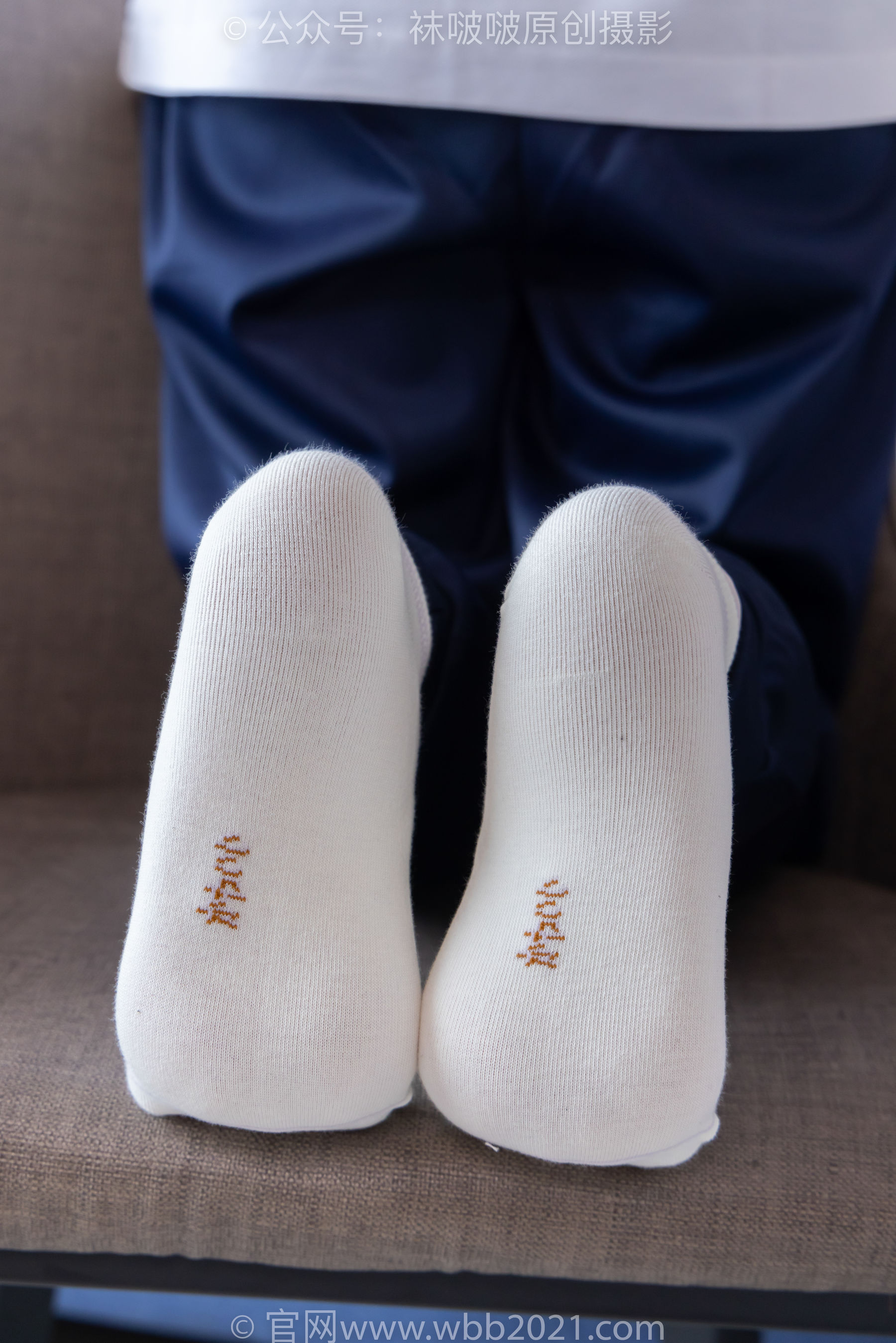 BoBoSocks袜啵啵 No.446 甜甜圈 板鞋、白棉袜、白丝、校服裤里丝/(150P)