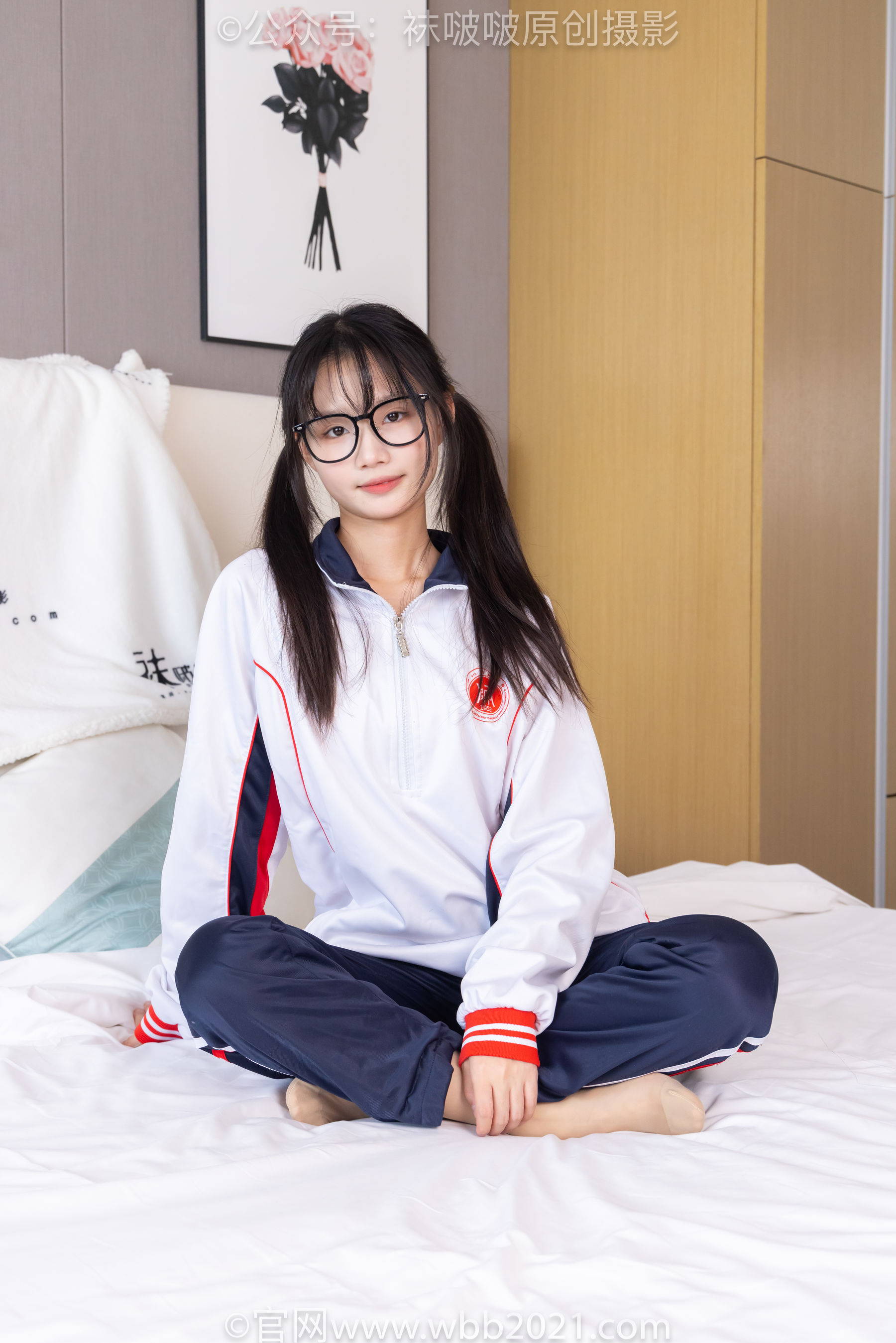 BoBoSocks袜啵啵 No.458 甜甜圈 -板鞋、白棉袜、肉丝、校服裤里丝/(150P)