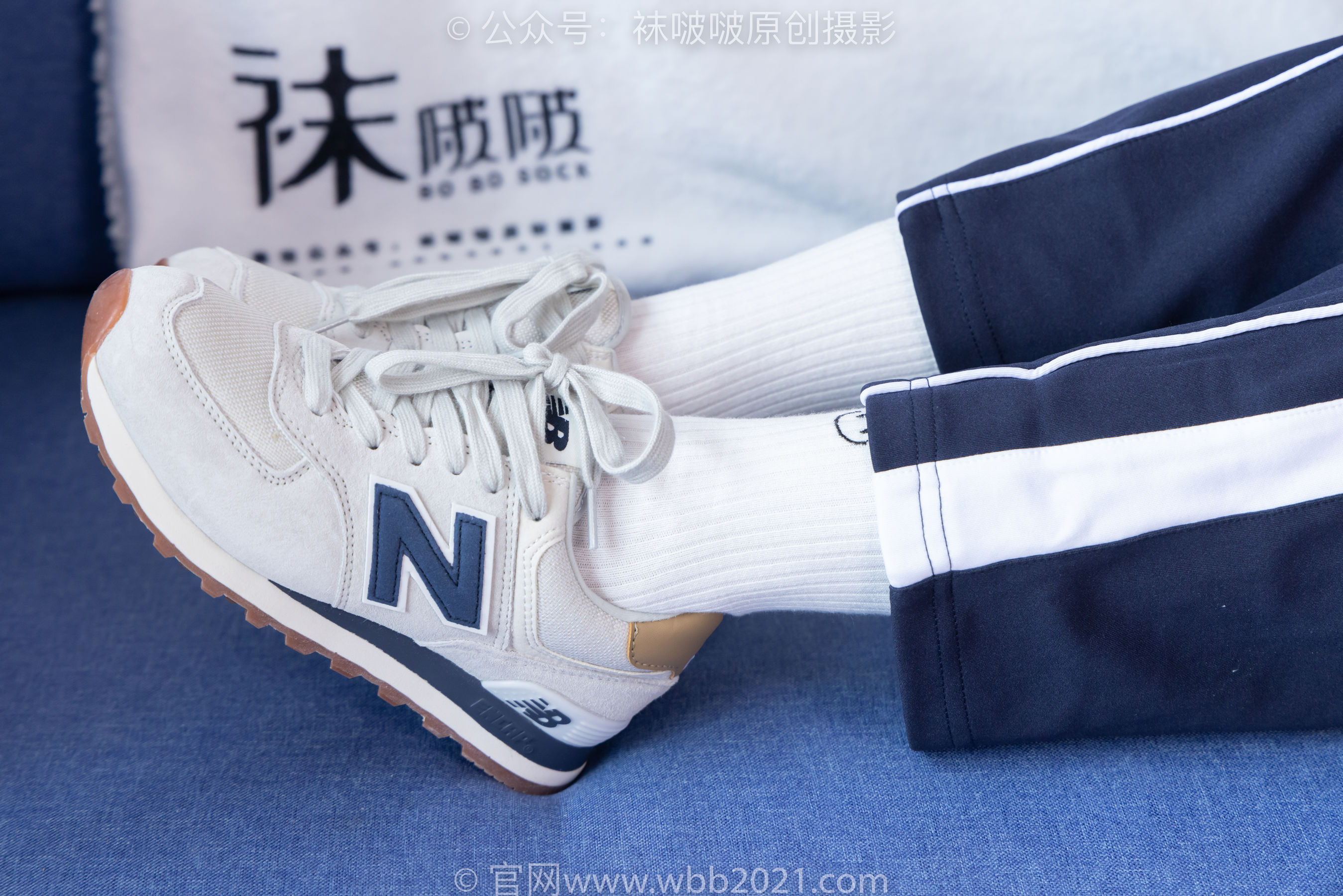 BoBoSocks袜啵啵 No.456 甜甜圈 -运动鞋、白棉袜、裸足、校服/(150P)