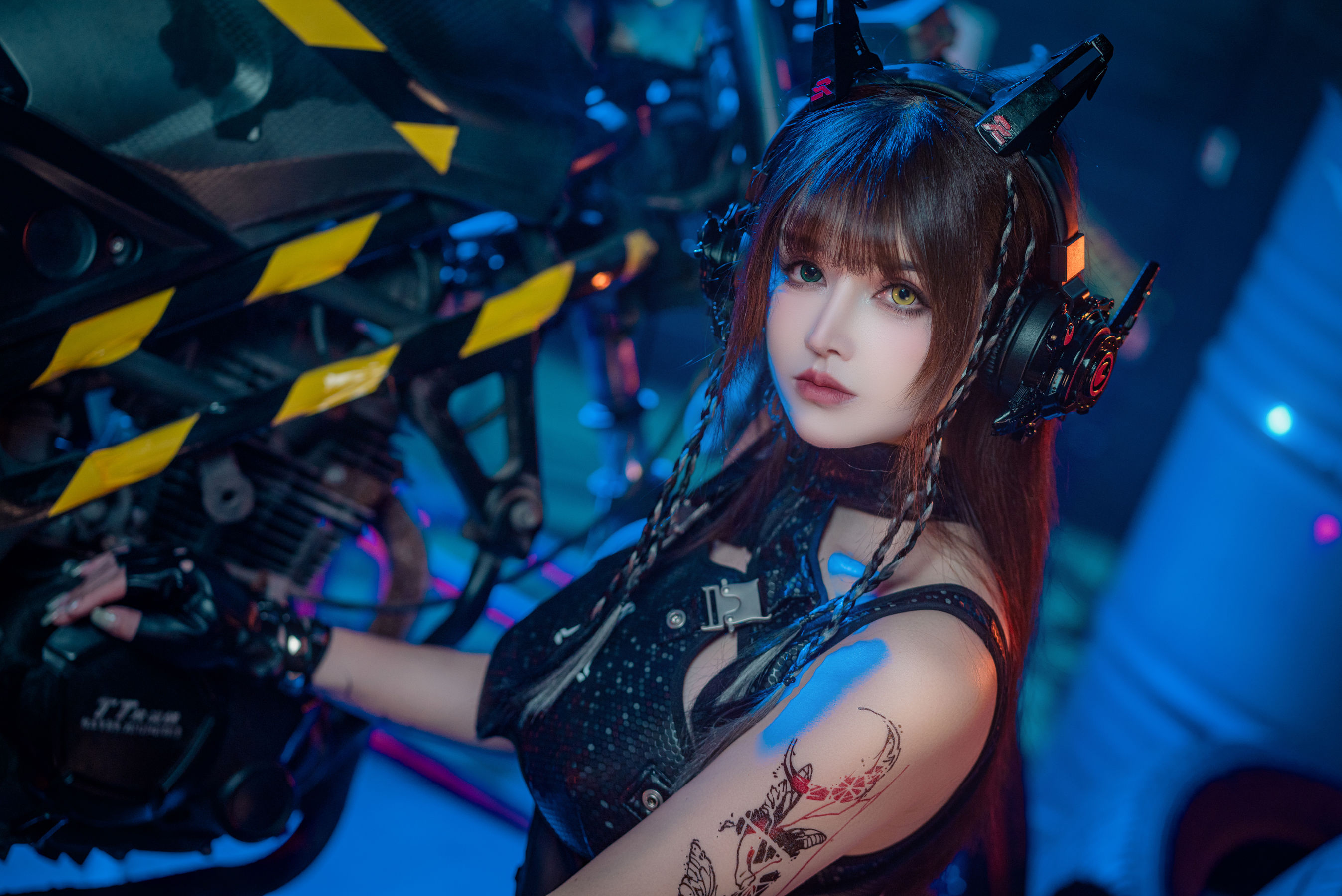 鹿八岁 - 代号： 鹿FAWN/(90P)