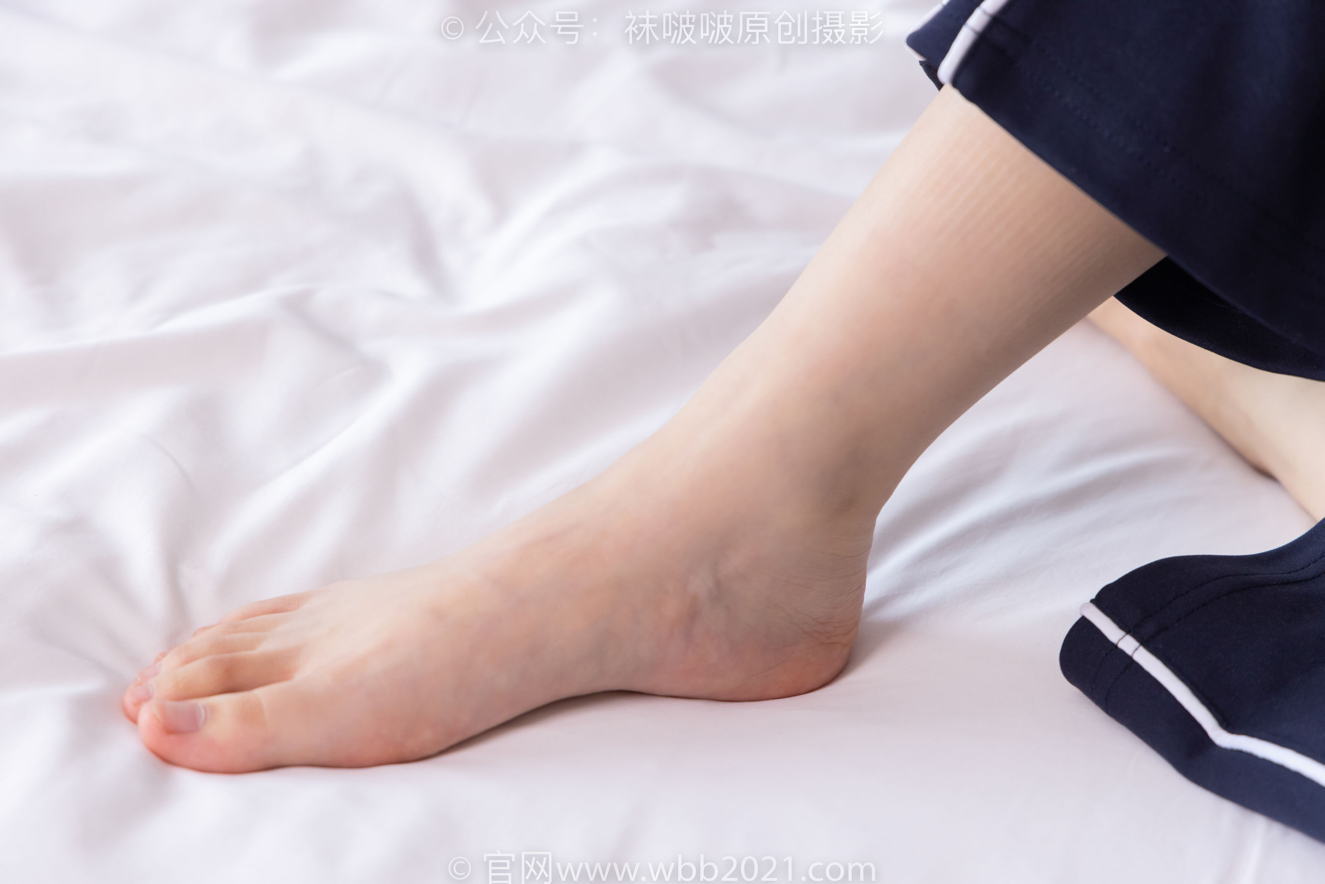 BoBoSocks袜啵啵 No.456 甜甜圈 -运动鞋、白棉袜、裸足、校服/(150P)