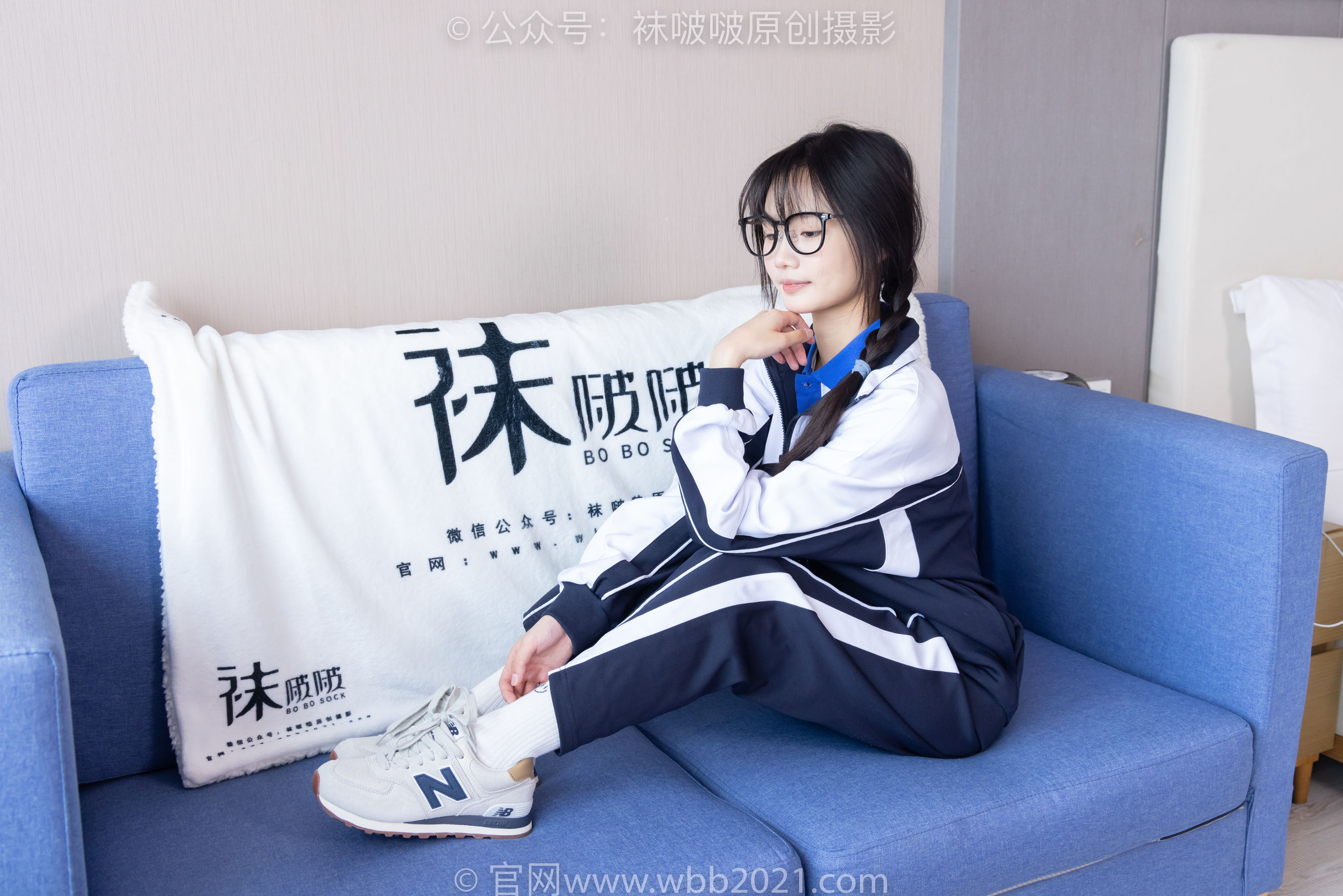 BoBoSocks袜啵啵 No.456 甜甜圈 -运动鞋、白棉袜、裸足、校服/(150P)