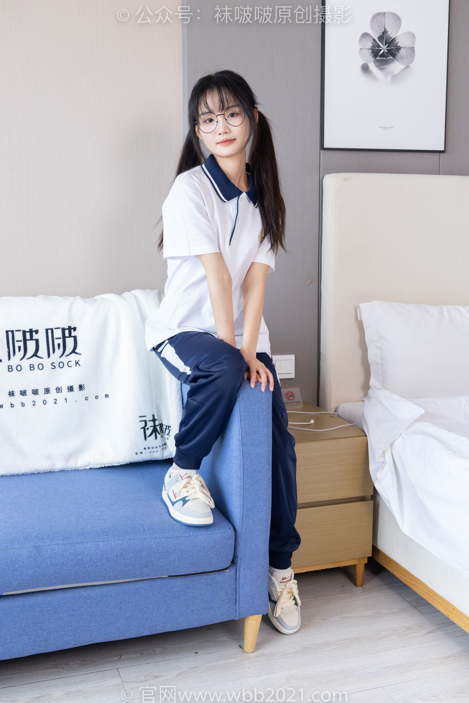 BoBoSocks袜啵啵 No.446 甜甜圈 板鞋、白棉袜、白丝、校服裤里丝/(150P)