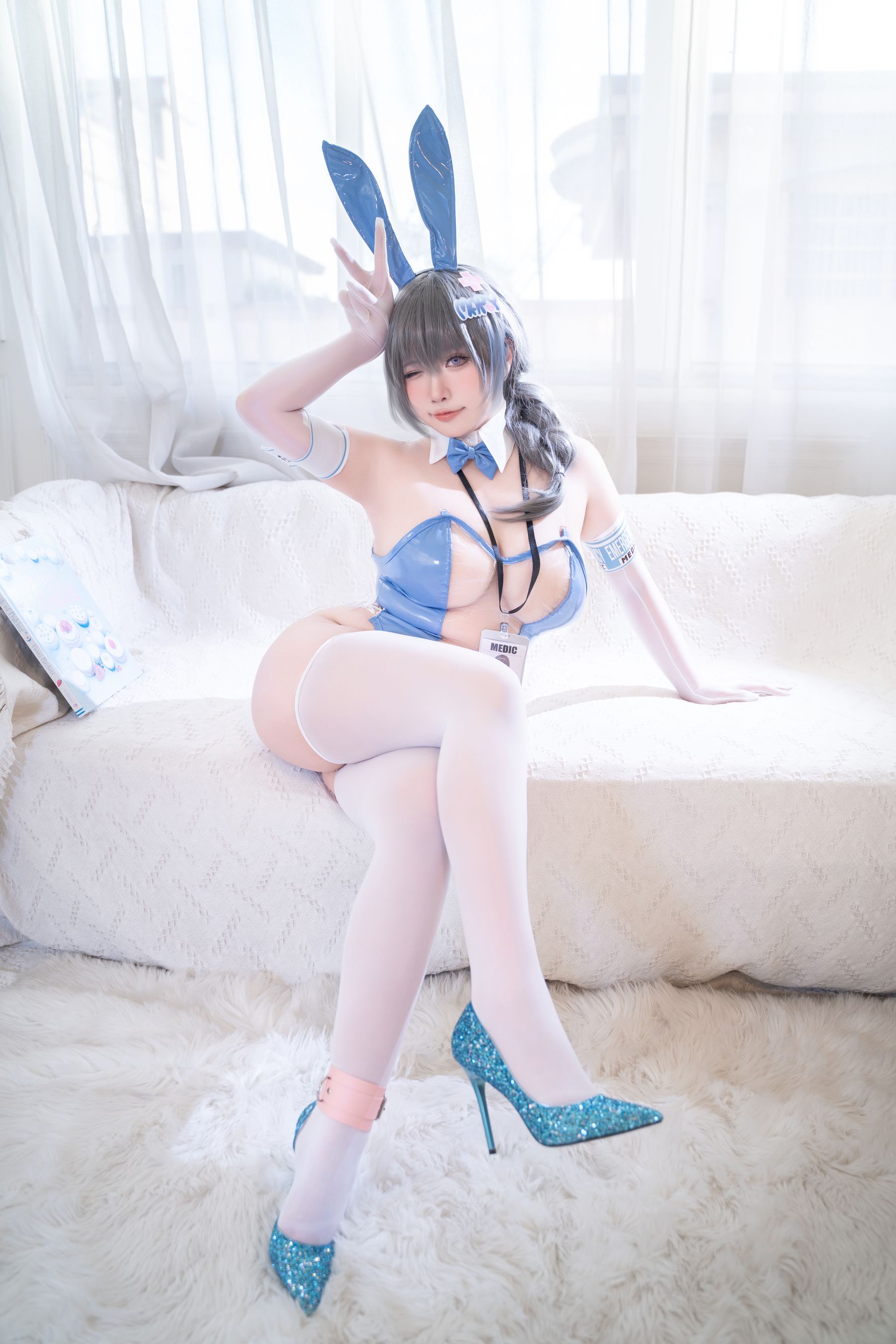 贞子蜜桃 - Nikke胜利女神 梅里兔女郎/(73P)