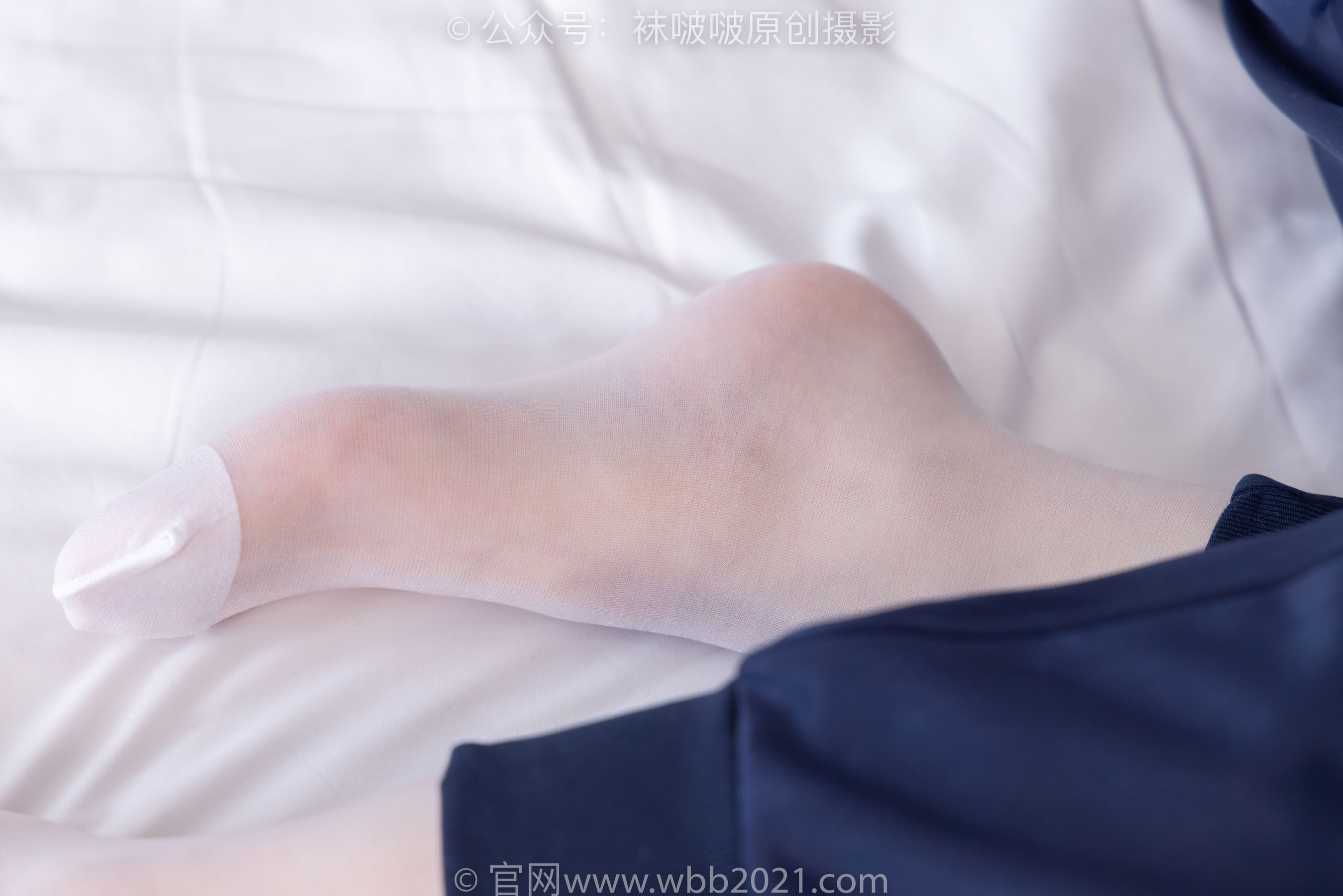 BoBoSocks袜啵啵 No.446 甜甜圈 板鞋、白棉袜、白丝、校服裤里丝/(150P)