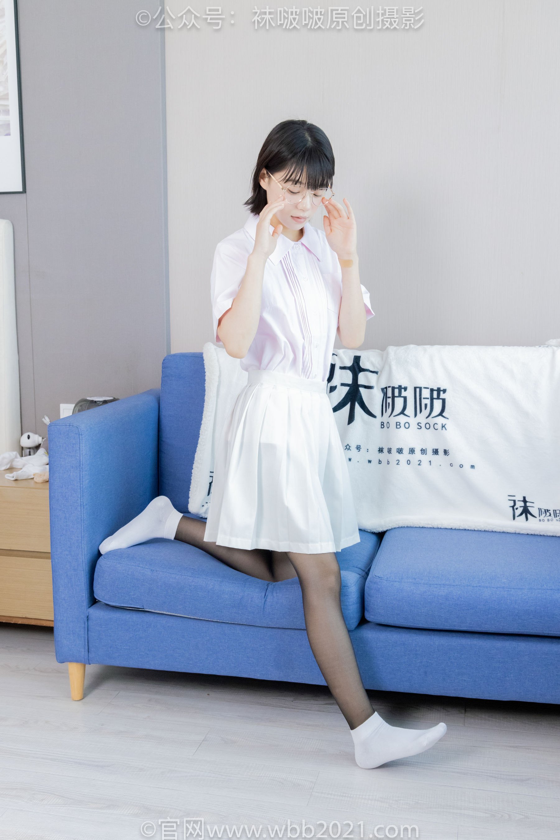 BoBoSocks袜啵啵 No.449 糯米 运动鞋、白棉袜、黑丝/(148P)