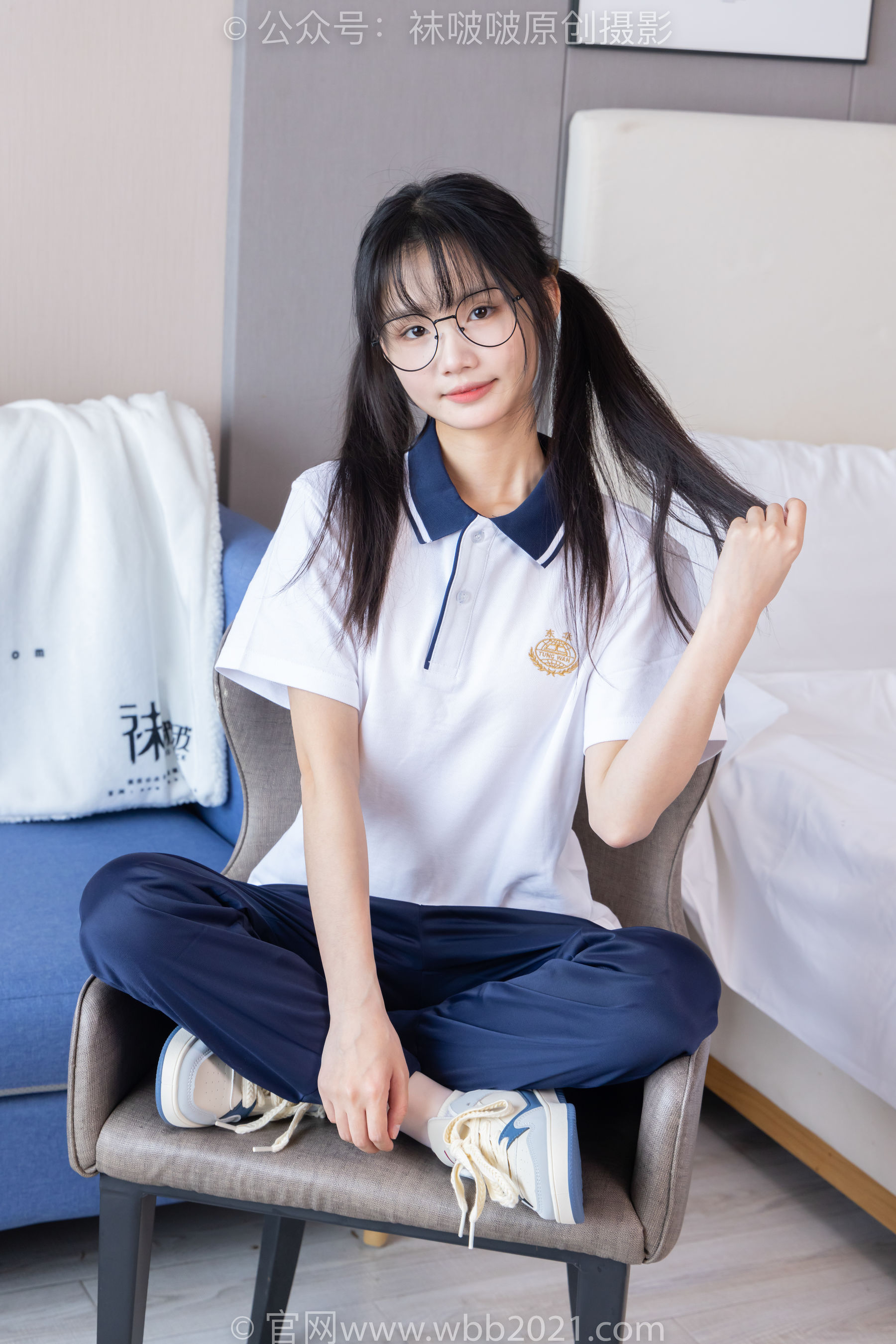 BoBoSocks袜啵啵 No.446 甜甜圈 板鞋、白棉袜、白丝、校服裤里丝/(150P)