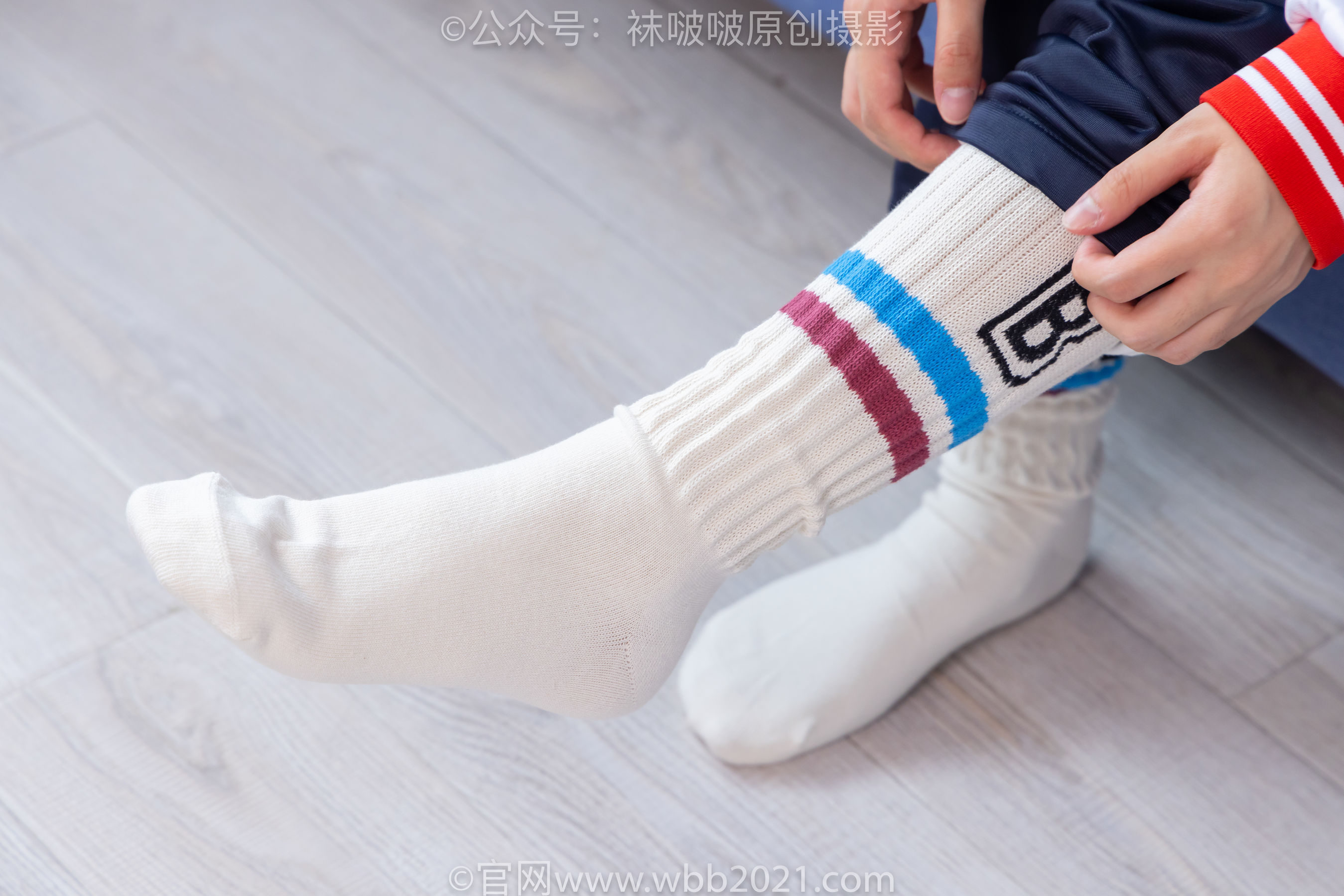 BoBoSocks袜啵啵 No.458 甜甜圈 -板鞋、白棉袜、肉丝、校服裤里丝/(150P)