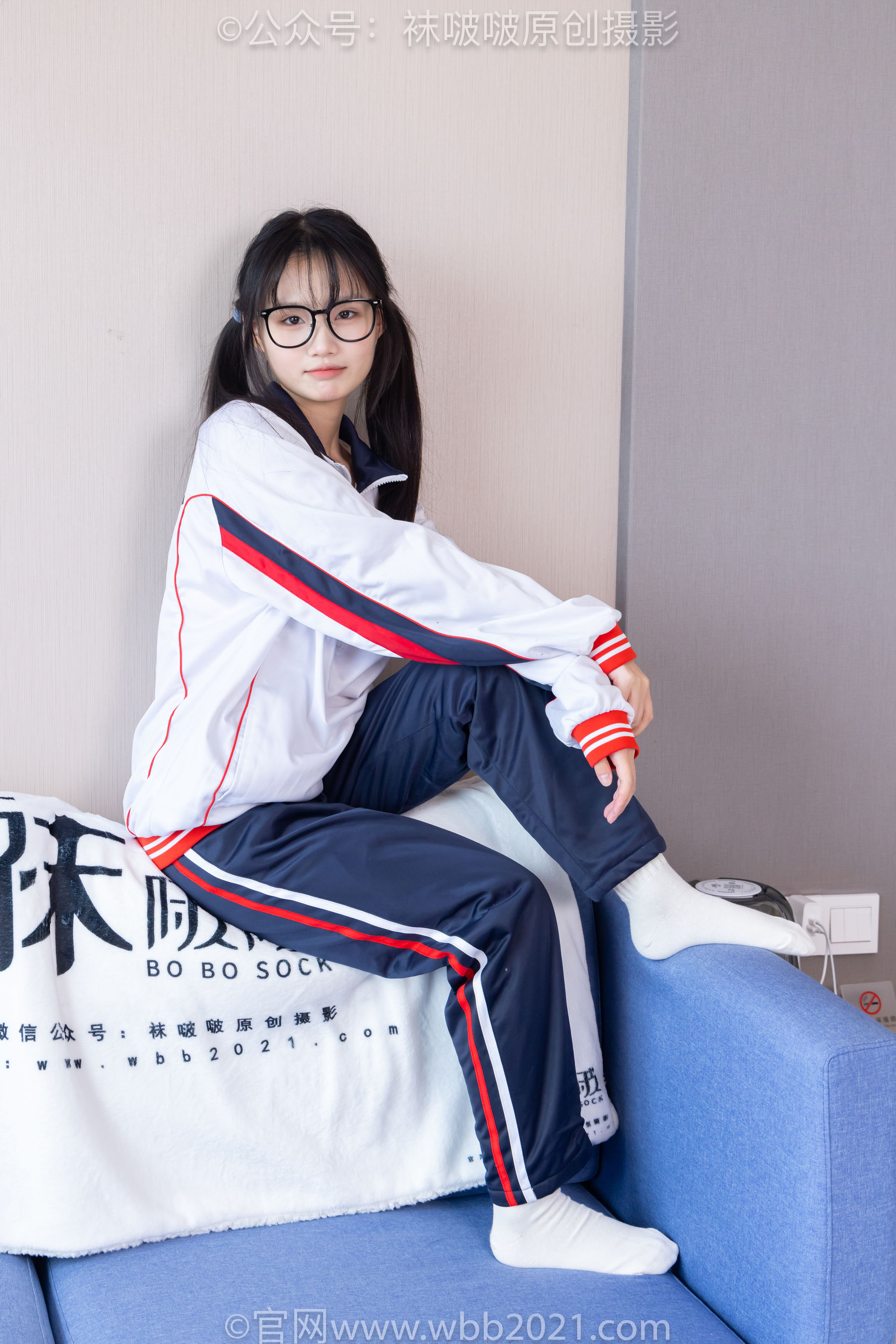BoBoSocks袜啵啵 No.458 甜甜圈 -板鞋、白棉袜、肉丝、校服裤里丝/(150P)