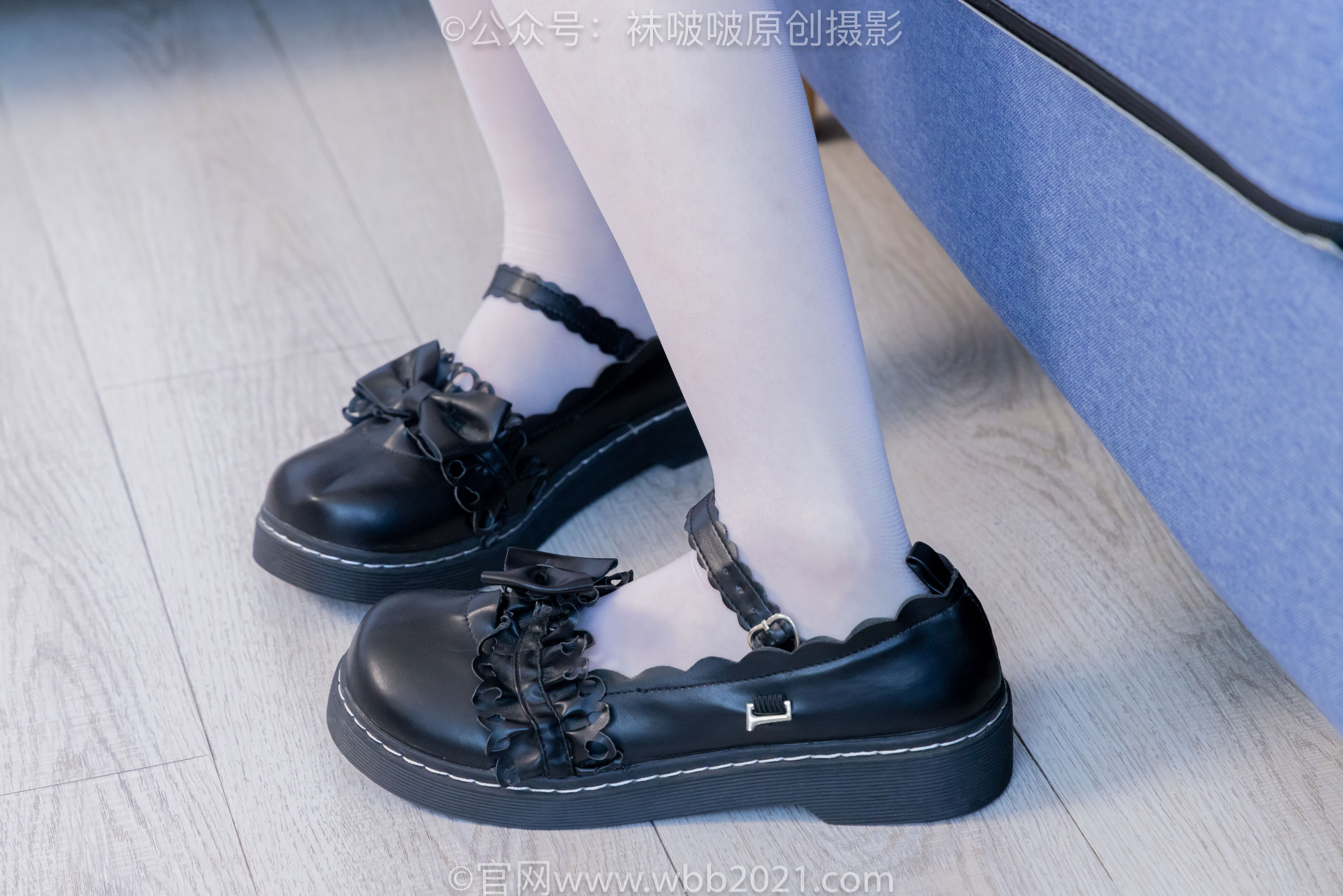 BoBoSocks袜啵啵 No.450 甜甜圈 皮鞋、白丝、裸足、裸足印泥踩脚印剧情/(142P)