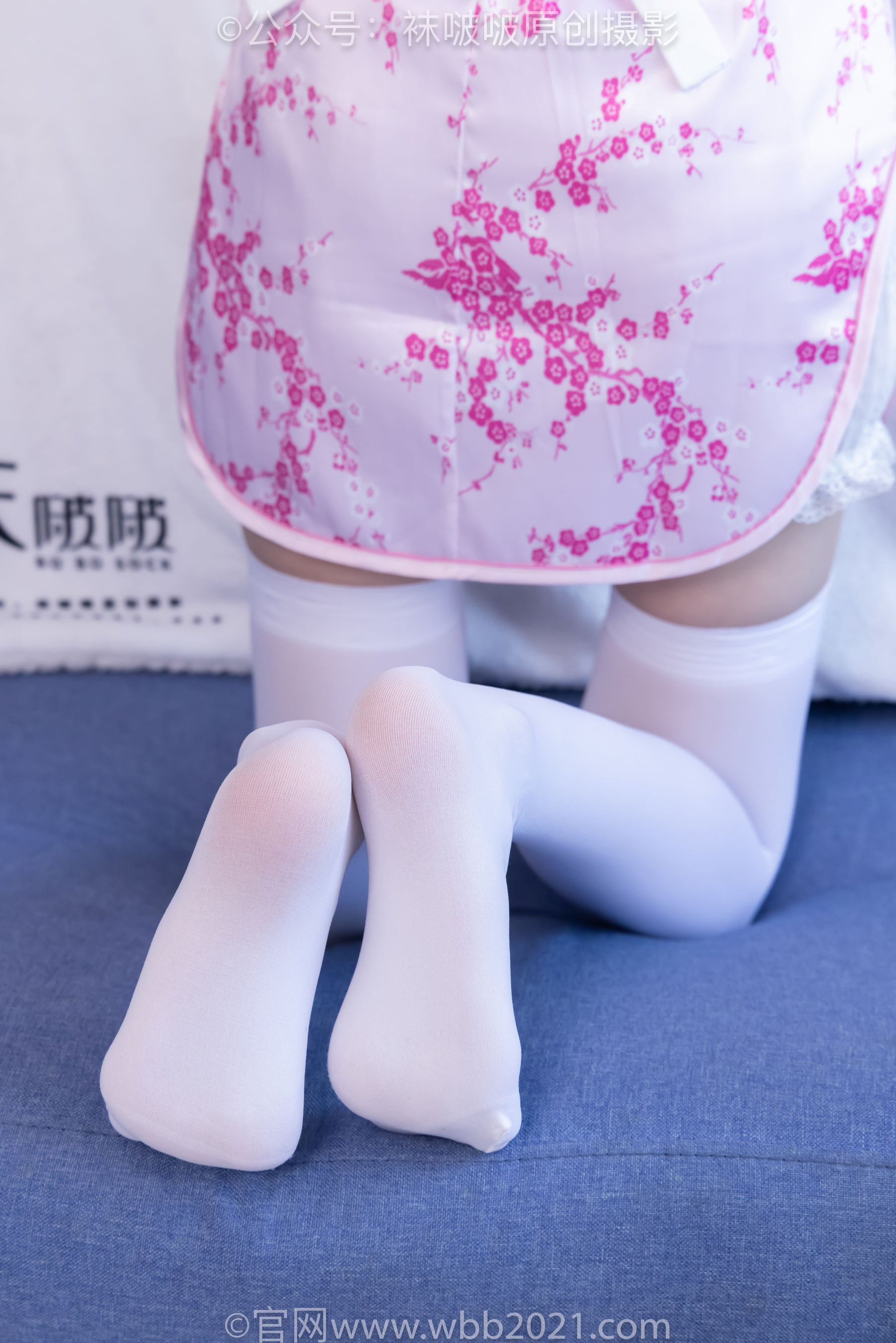 BoBoSocks袜啵啵 No.451 稚予 -旗袍、高跟鞋、白色过膝厚白丝/(145P)