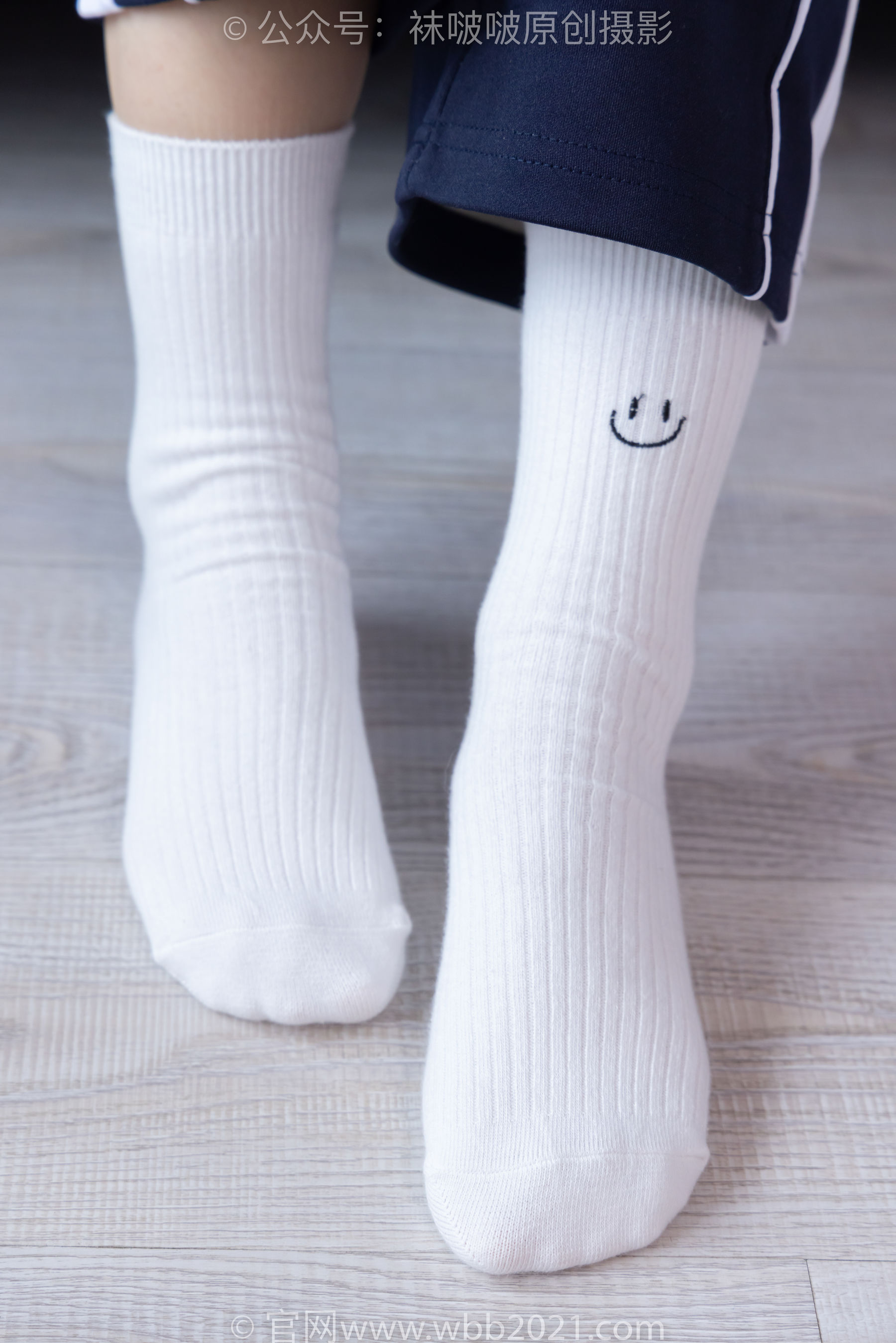 BoBoSocks袜啵啵 No.456 甜甜圈 -运动鞋、白棉袜、裸足、校服/(150P)