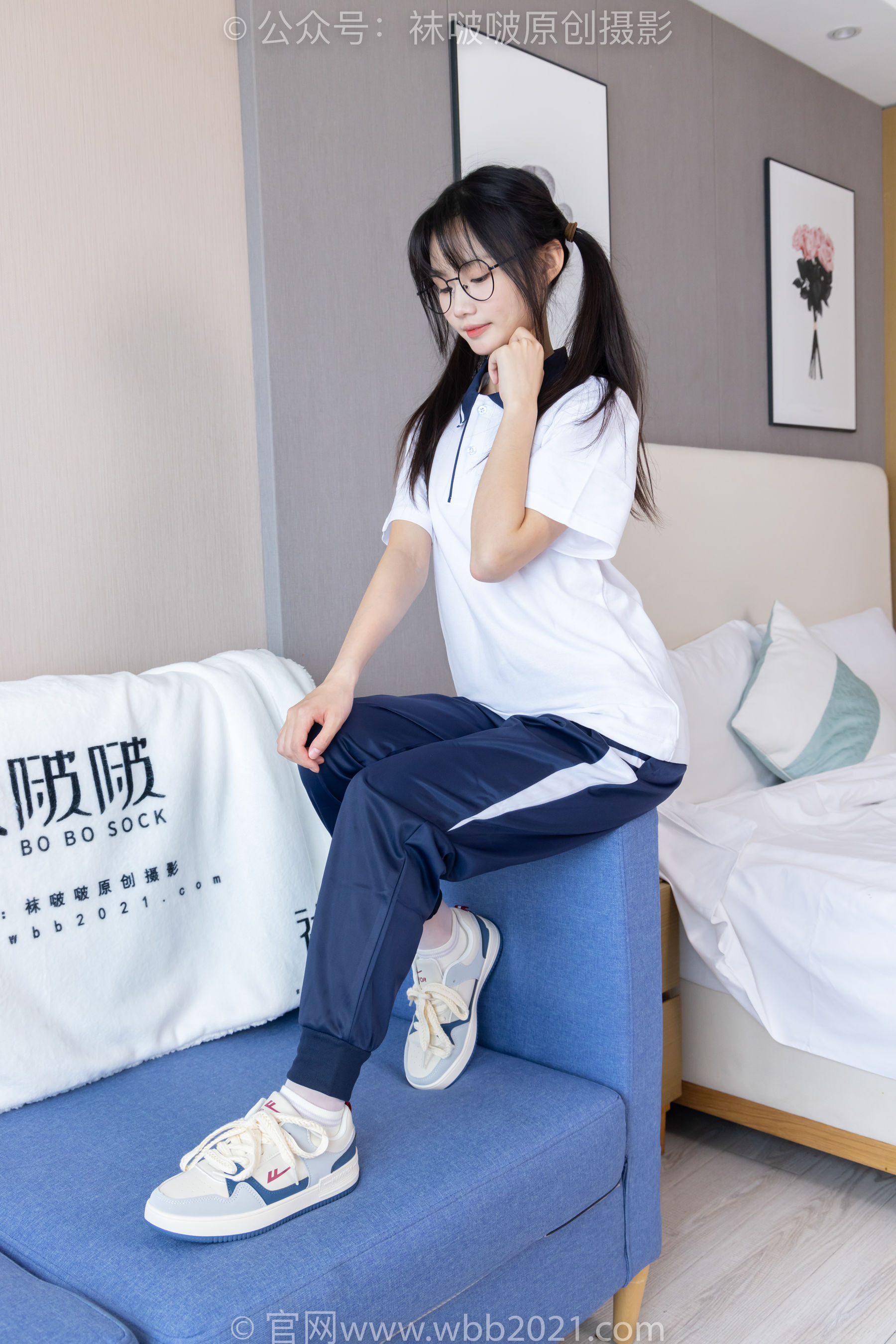 BoBoSocks袜啵啵 No.446 甜甜圈 板鞋、白棉袜、白丝、校服裤里丝/(150P)