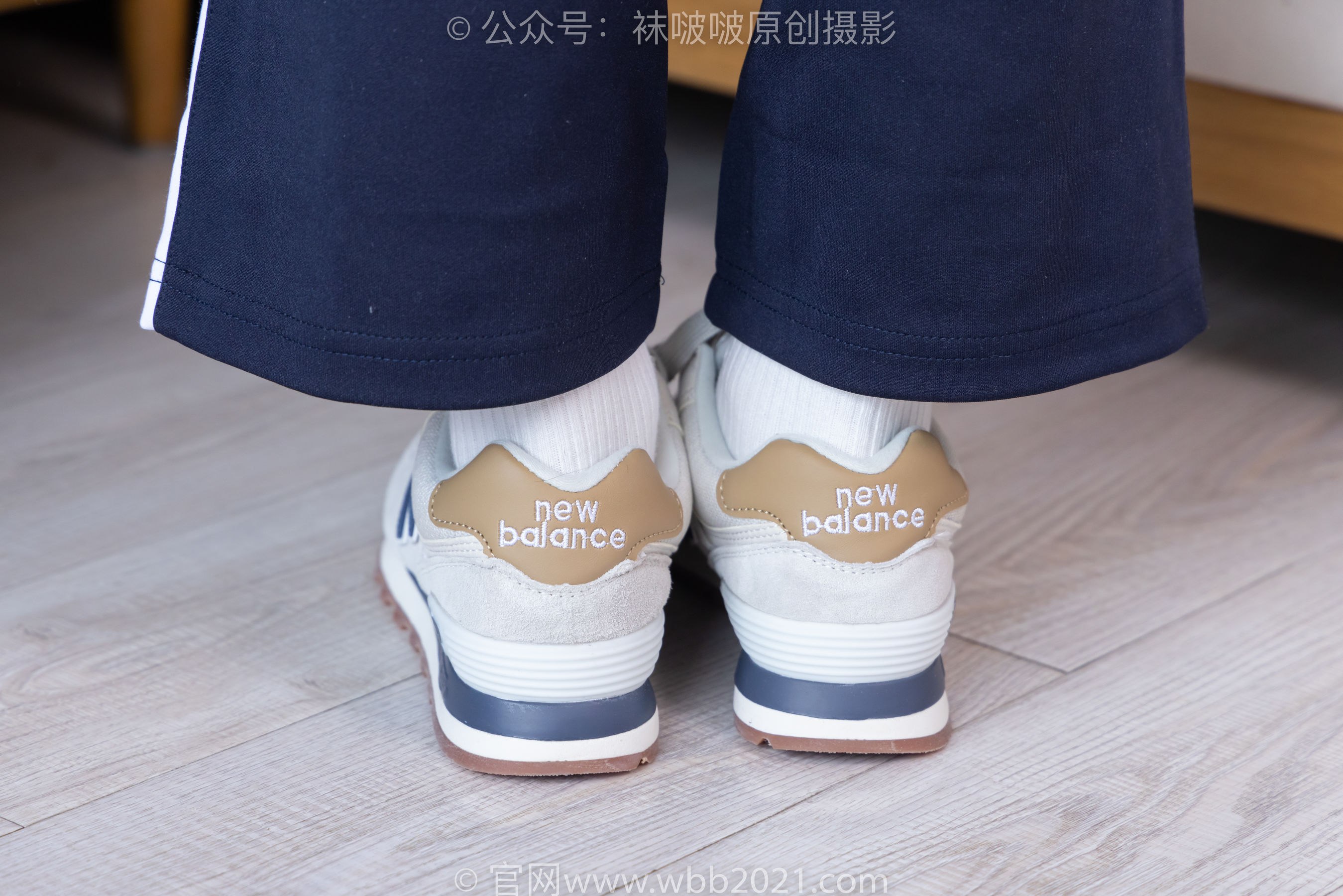 BoBoSocks袜啵啵 No.456 甜甜圈 -运动鞋、白棉袜、裸足、校服/(150P)