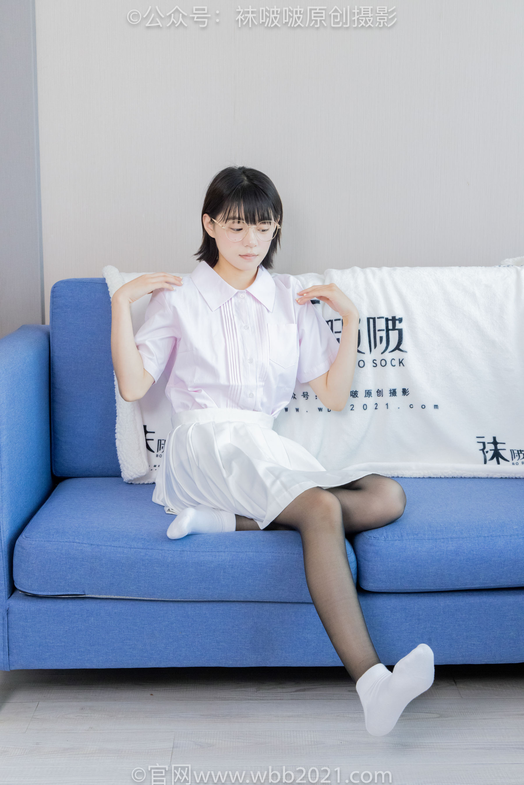 BoBoSocks袜啵啵 No.449 糯米 运动鞋、白棉袜、黑丝/(148P)