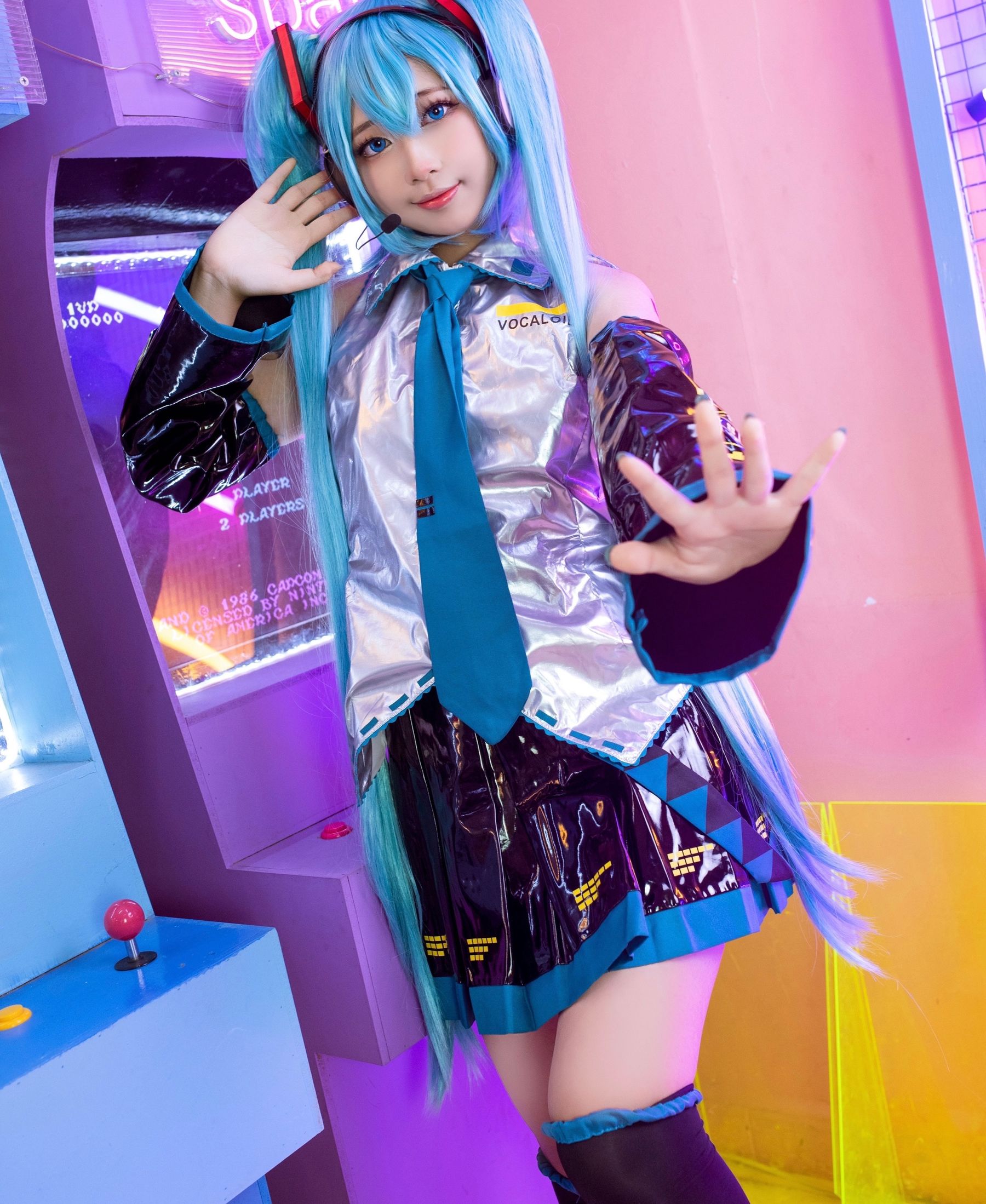 Azure_Channn - Hatsune Miku Bikini/(28P)