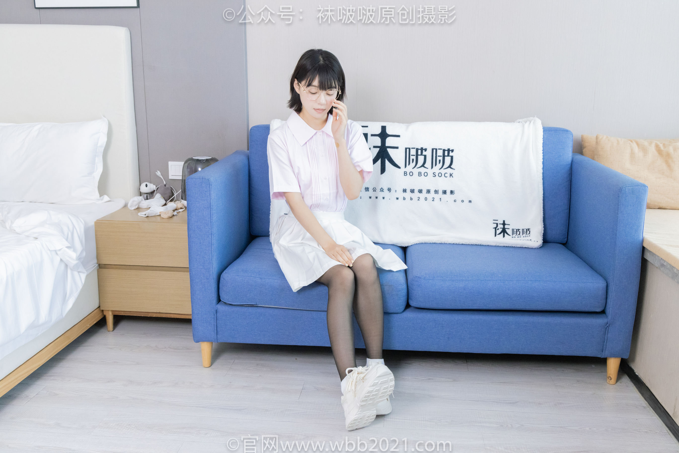 BoBoSocks袜啵啵 No.449 糯米 运动鞋、白棉袜、黑丝/(148P)