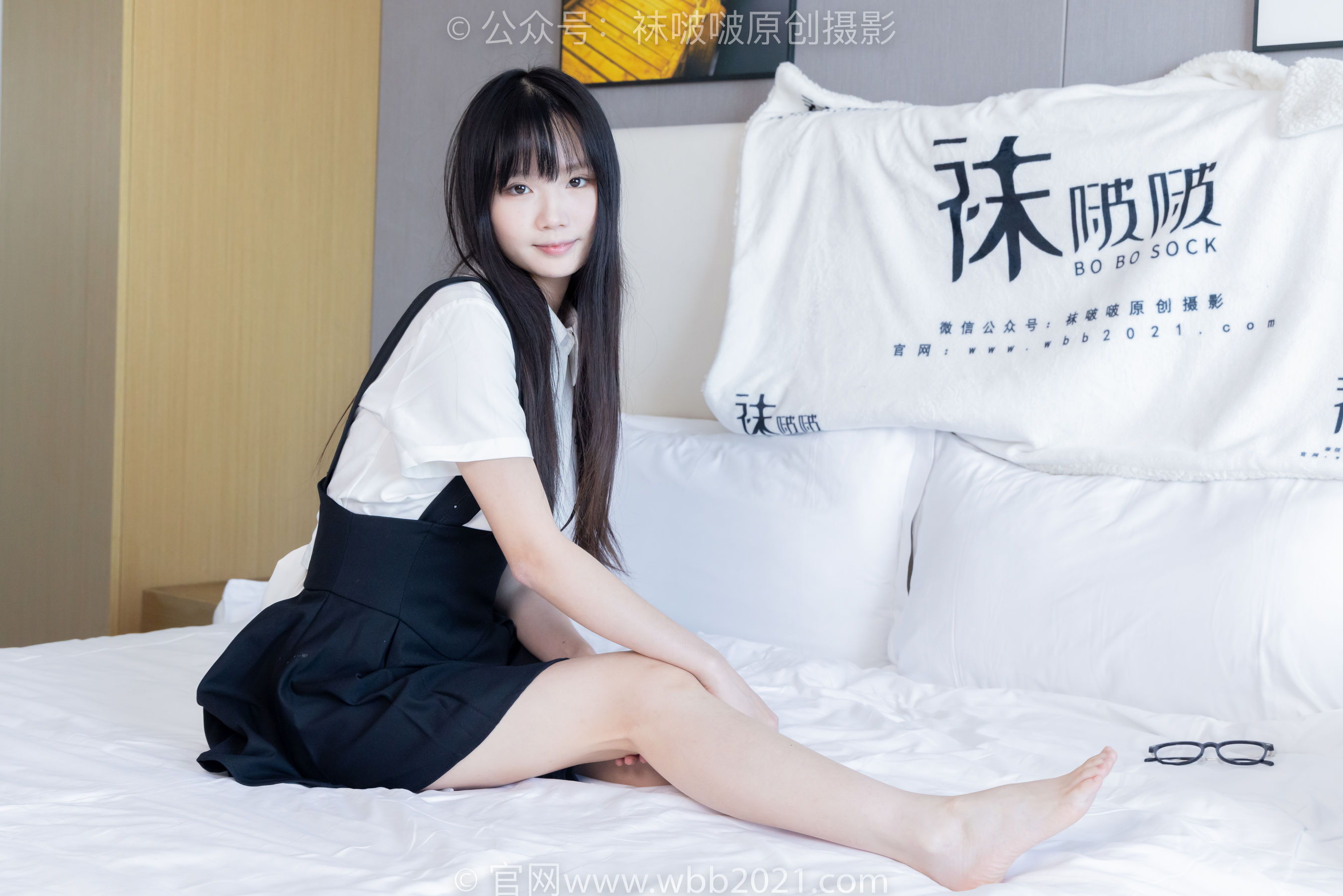 BoBoSocks袜啵啵 No.444 甜甜圈 -两双高跟鞋、凉鞋、肉丝、裸足/(185P)