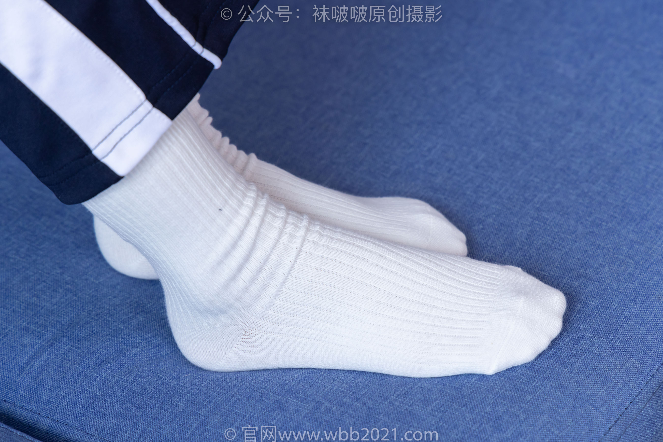 BoBoSocks袜啵啵 No.456 甜甜圈 -运动鞋、白棉袜、裸足、校服/(150P)