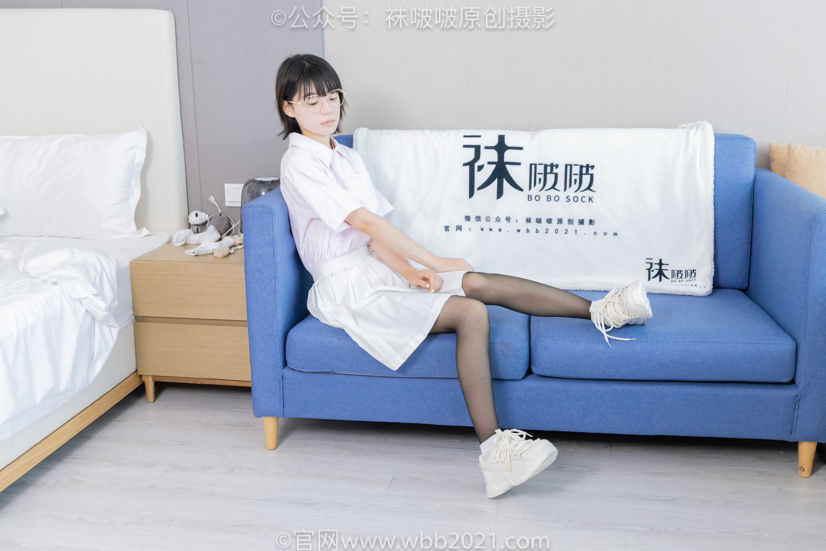 BoBoSocks袜啵啵 No.449 糯米 运动鞋、白棉袜、黑丝/(148P)