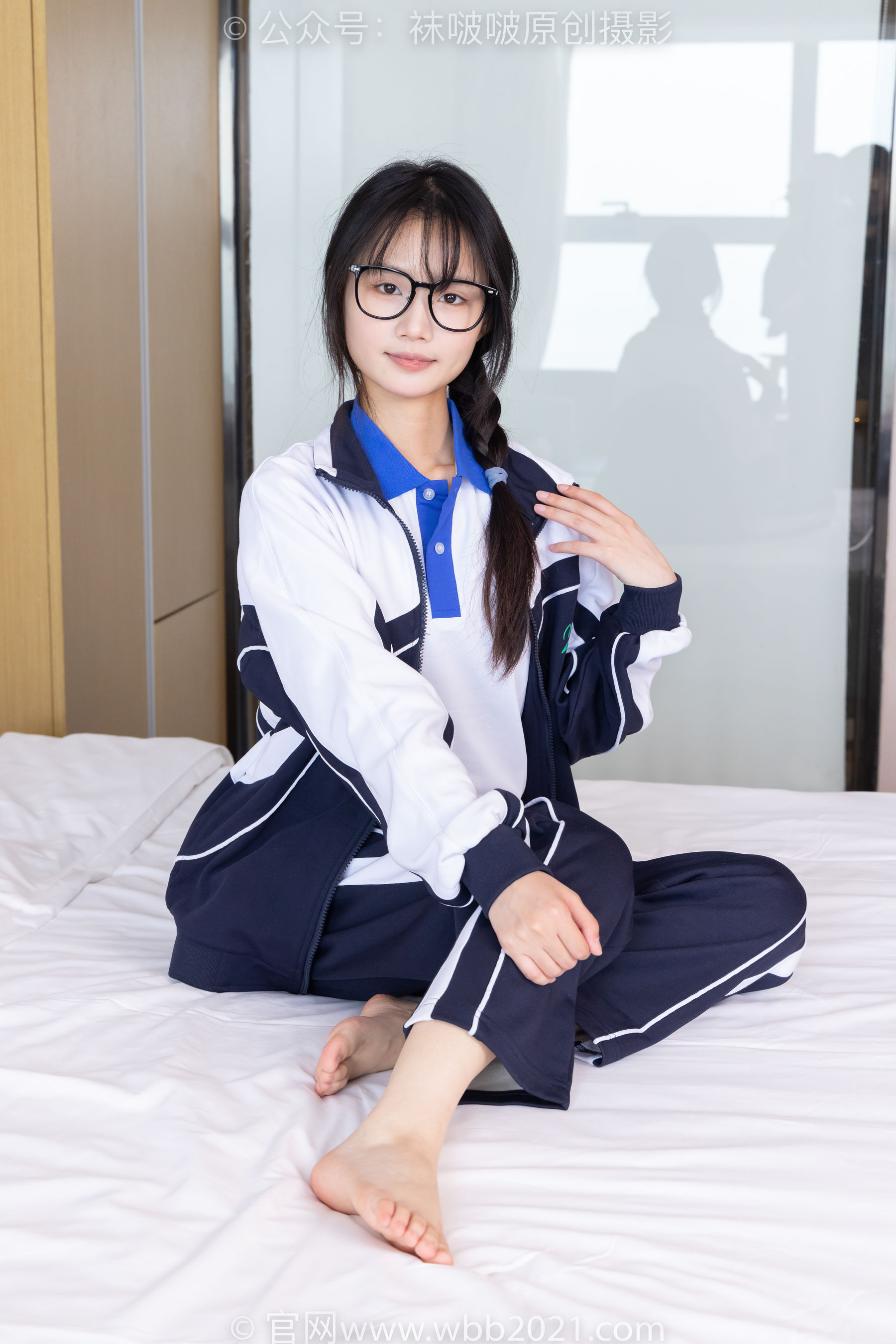 BoBoSocks袜啵啵 No.456 甜甜圈 -运动鞋、白棉袜、裸足、校服/(150P)
