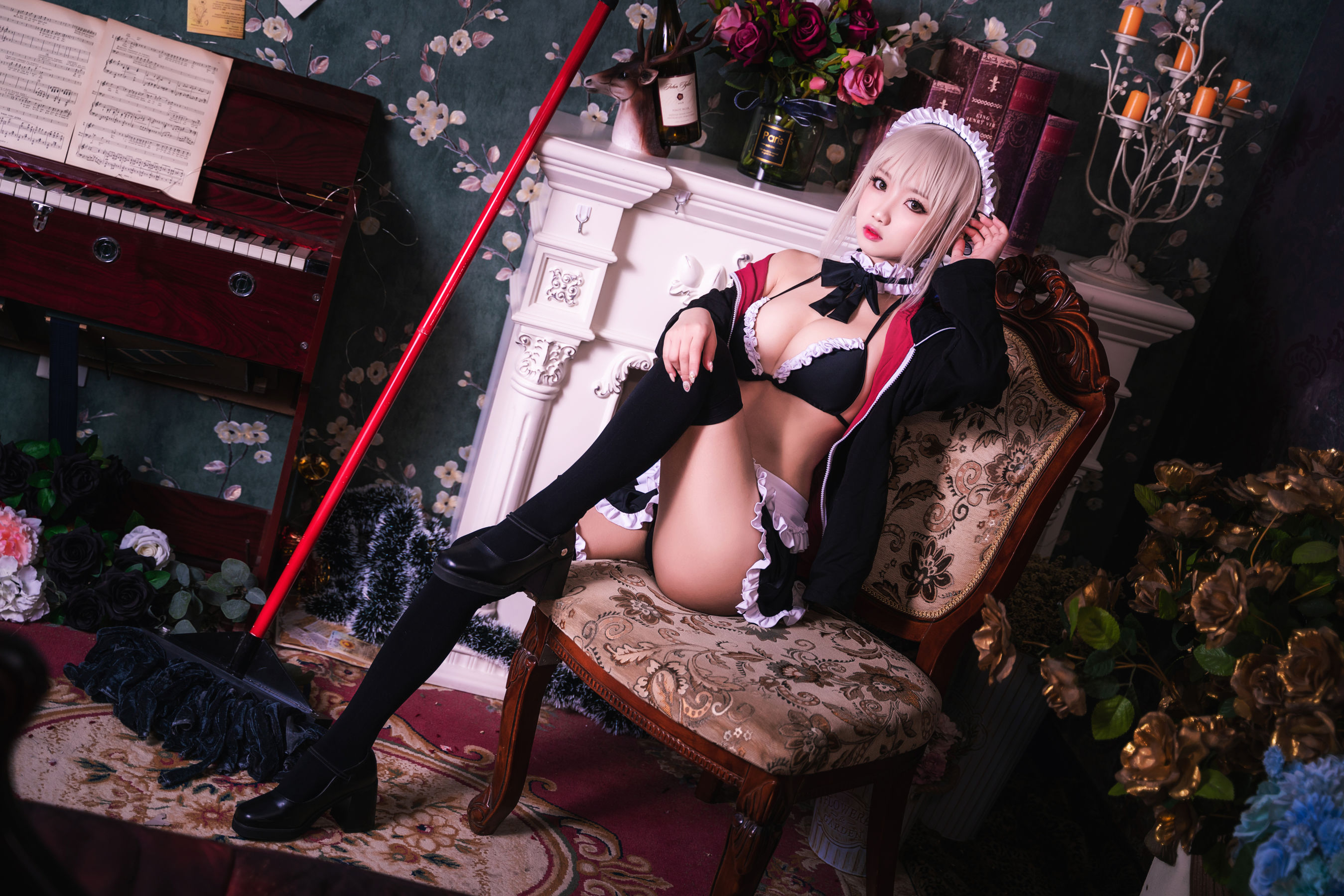 白嫩美少女 鬼畜瑶 - 黑呆女仆 (不知火舞)/(26P)