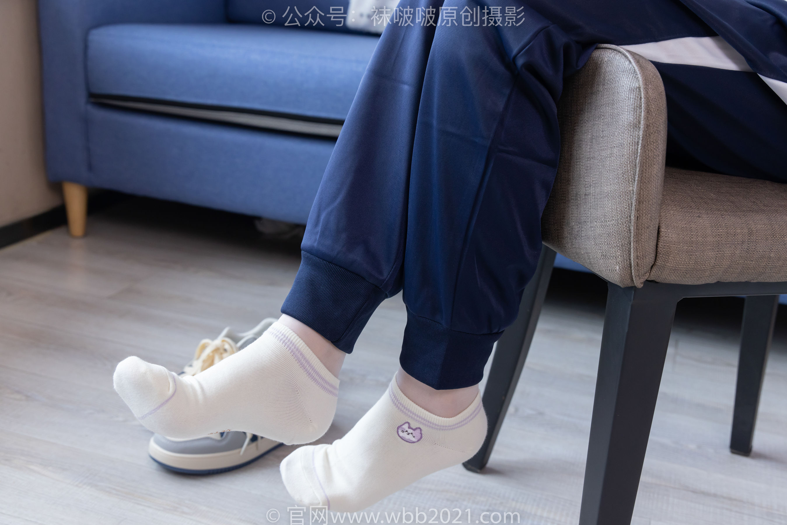 BoBoSocks袜啵啵 No.446 甜甜圈 板鞋、白棉袜、白丝、校服裤里丝/(150P)
