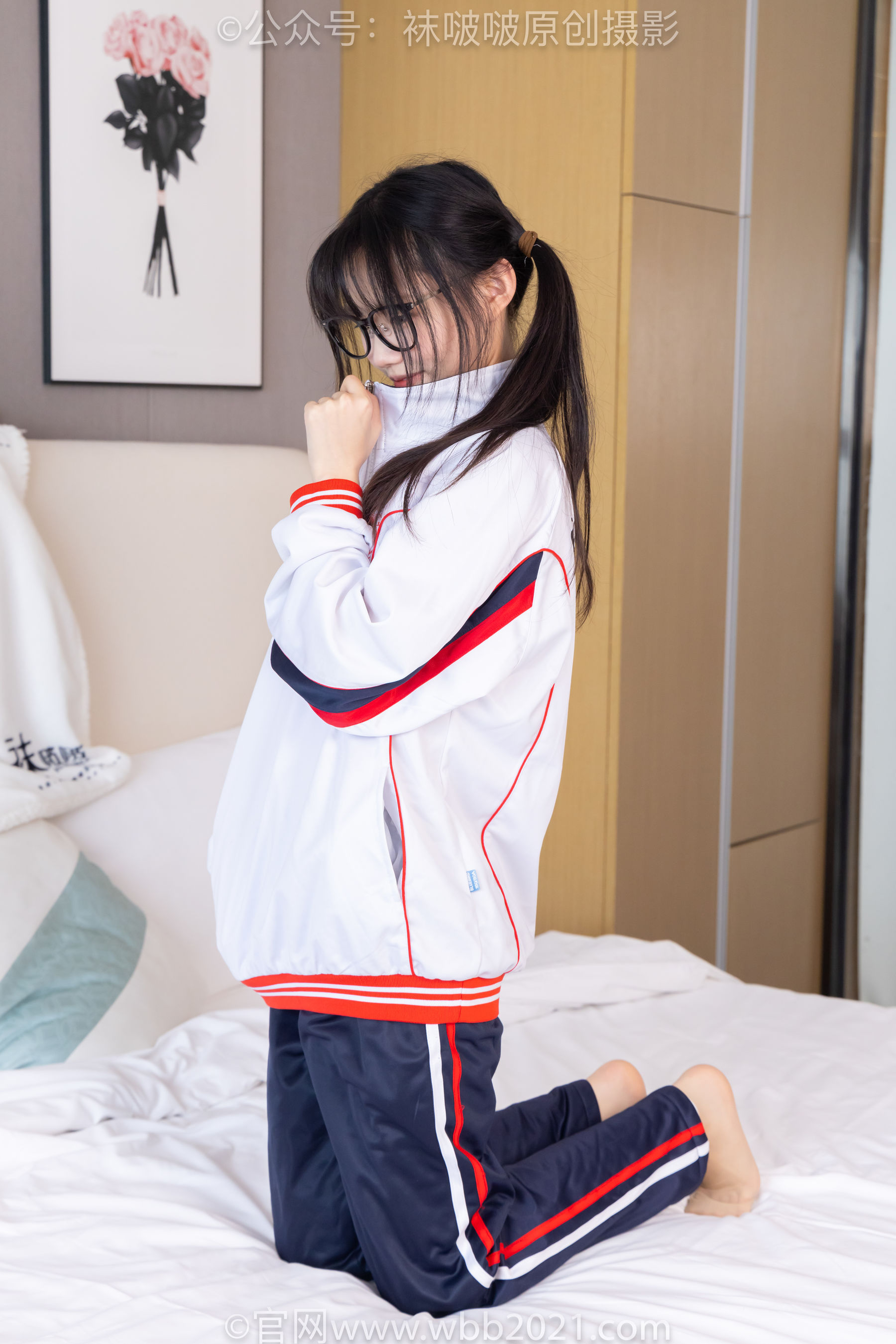 BoBoSocks袜啵啵 No.458 甜甜圈 -板鞋、白棉袜、肉丝、校服裤里丝/(150P)