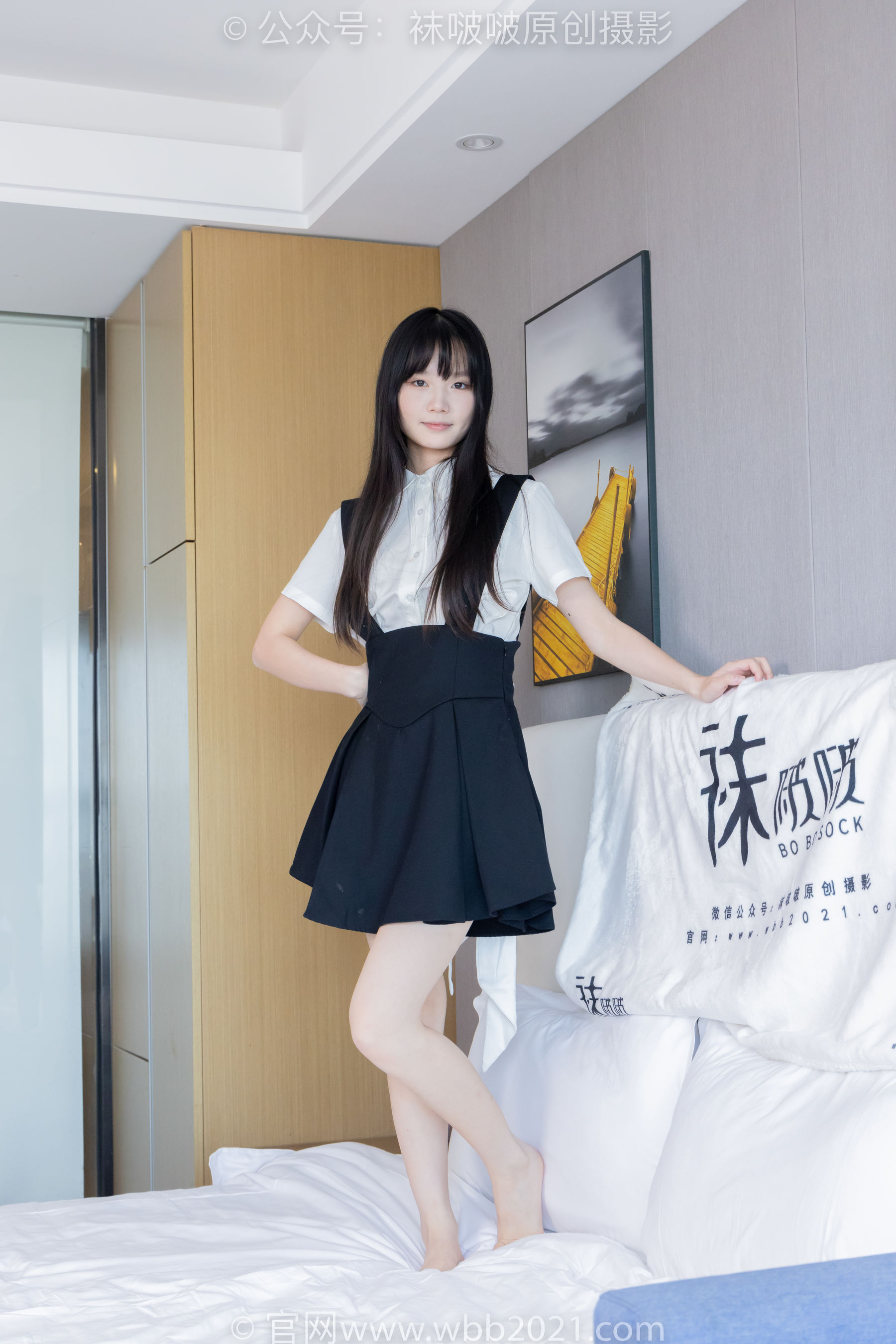 BoBoSocks袜啵啵 No.444 甜甜圈 -两双高跟鞋、凉鞋、肉丝、裸足/(185P)