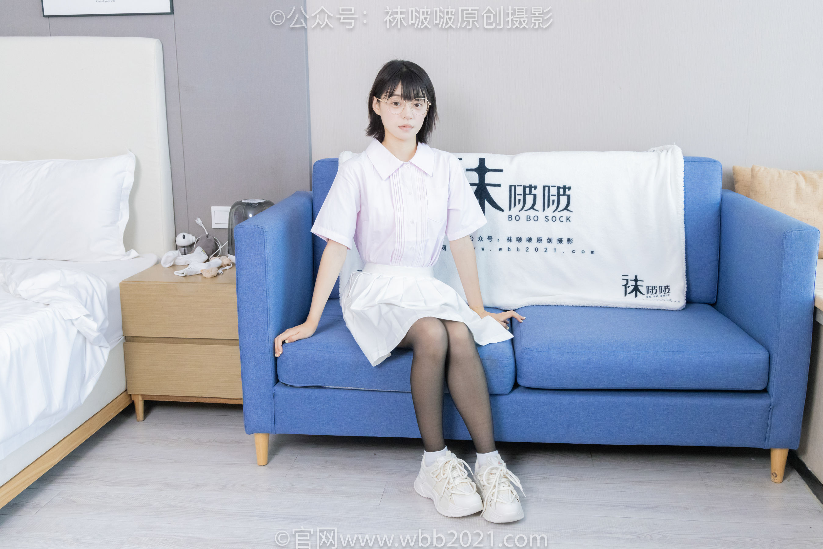 BoBoSocks袜啵啵 No.449 糯米 运动鞋、白棉袜、黑丝/(148P)