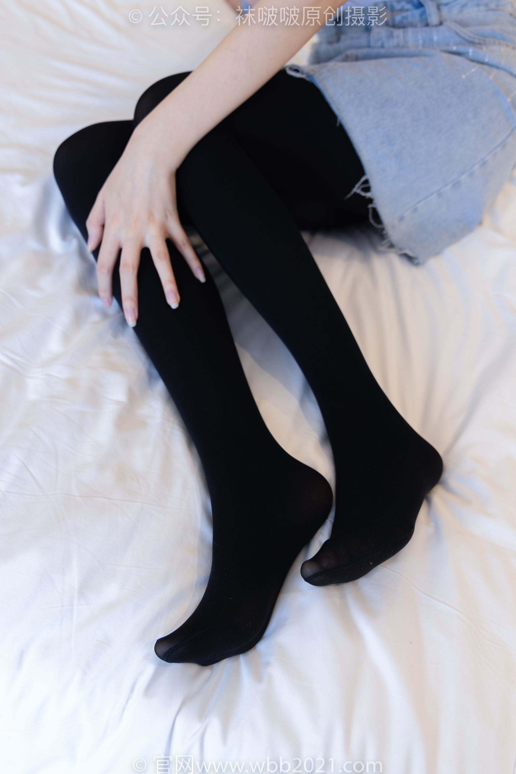 BoBoSocks袜啵啵 No.447 小甜豆 平底鞋、厚黑丝、踩方便面、圣女果、橘子、巧克力蛋糕剧情/(140P)