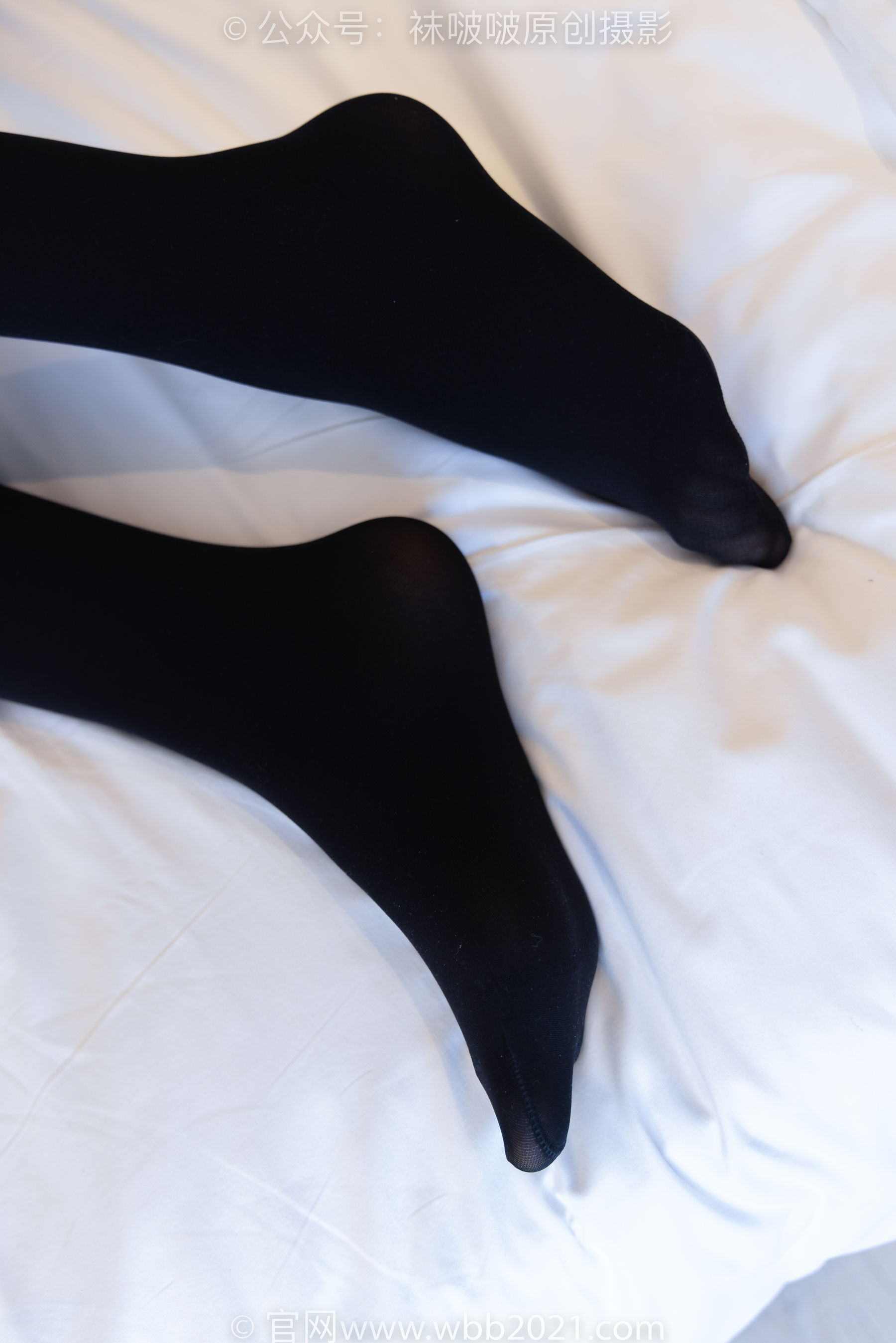 BoBoSocks袜啵啵 No.447 小甜豆 平底鞋、厚黑丝、踩方便面、圣女果、橘子、巧克力蛋糕剧情/(140P)