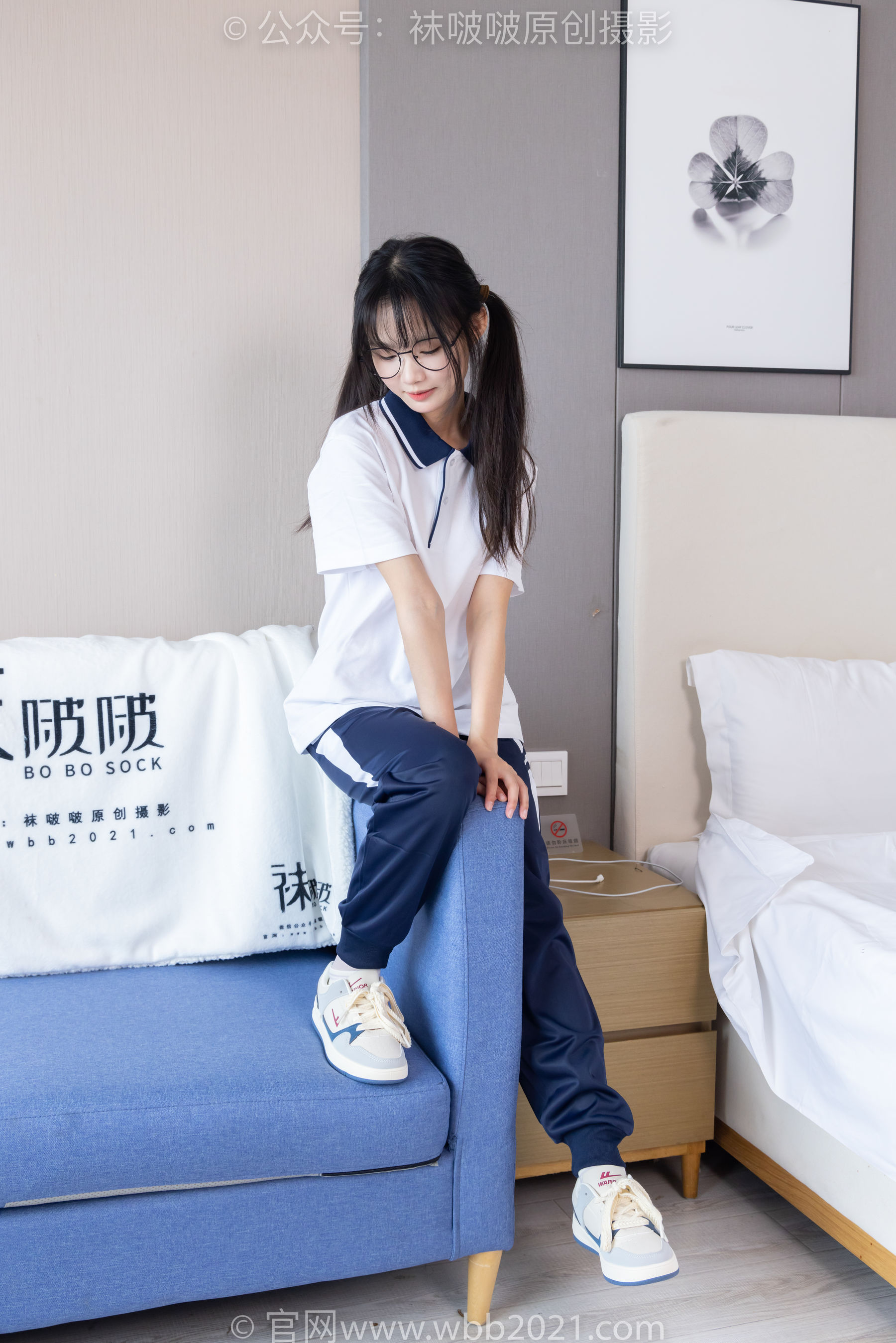 BoBoSocks袜啵啵 No.446 甜甜圈 板鞋、白棉袜、白丝、校服裤里丝/(150P)