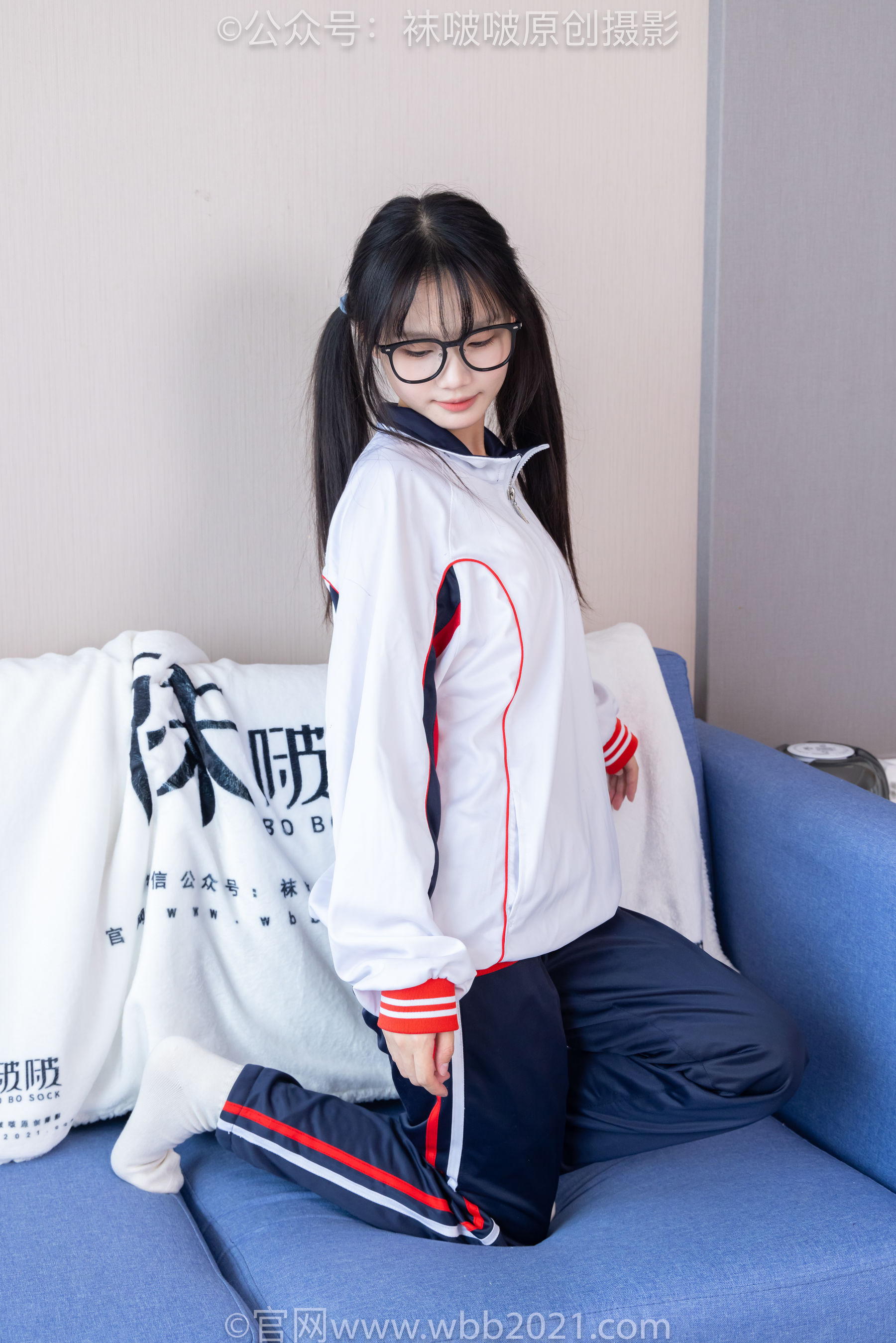 BoBoSocks袜啵啵 No.458 甜甜圈 -板鞋、白棉袜、肉丝、校服裤里丝/(150P)