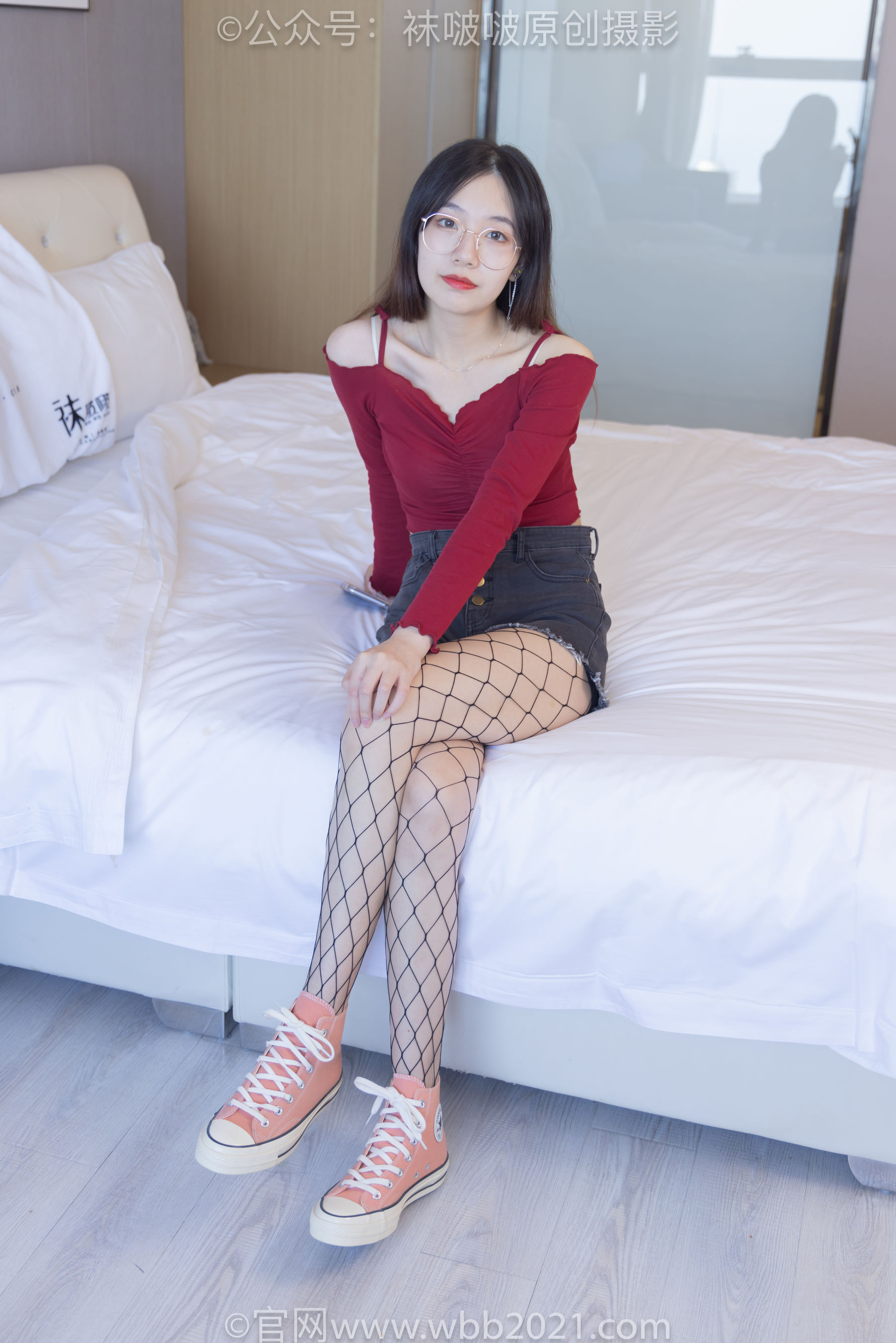 BoBoSocks袜啵啵 No.453 小甜豆 -帆布鞋、黑色渔网袜/(141P)