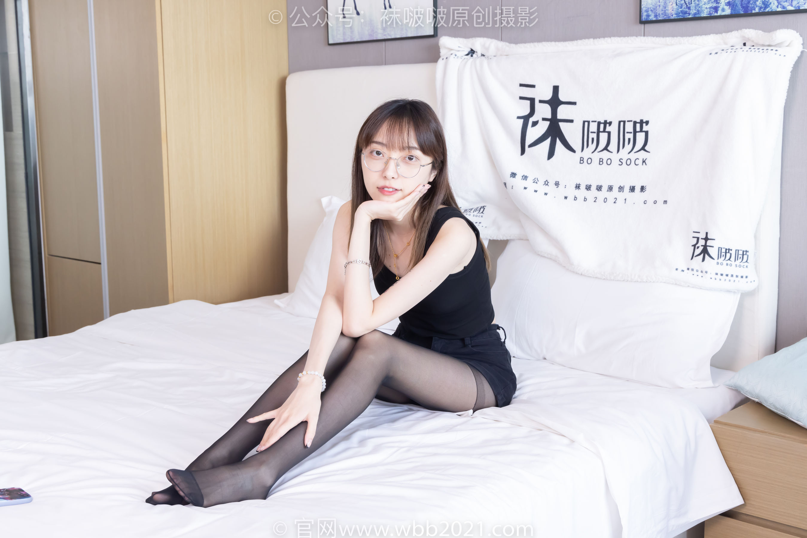 BoBoSocks袜啵啵 No.445 稚予 长靴、马丁短靴、黑丝、白棉袜/(145P)