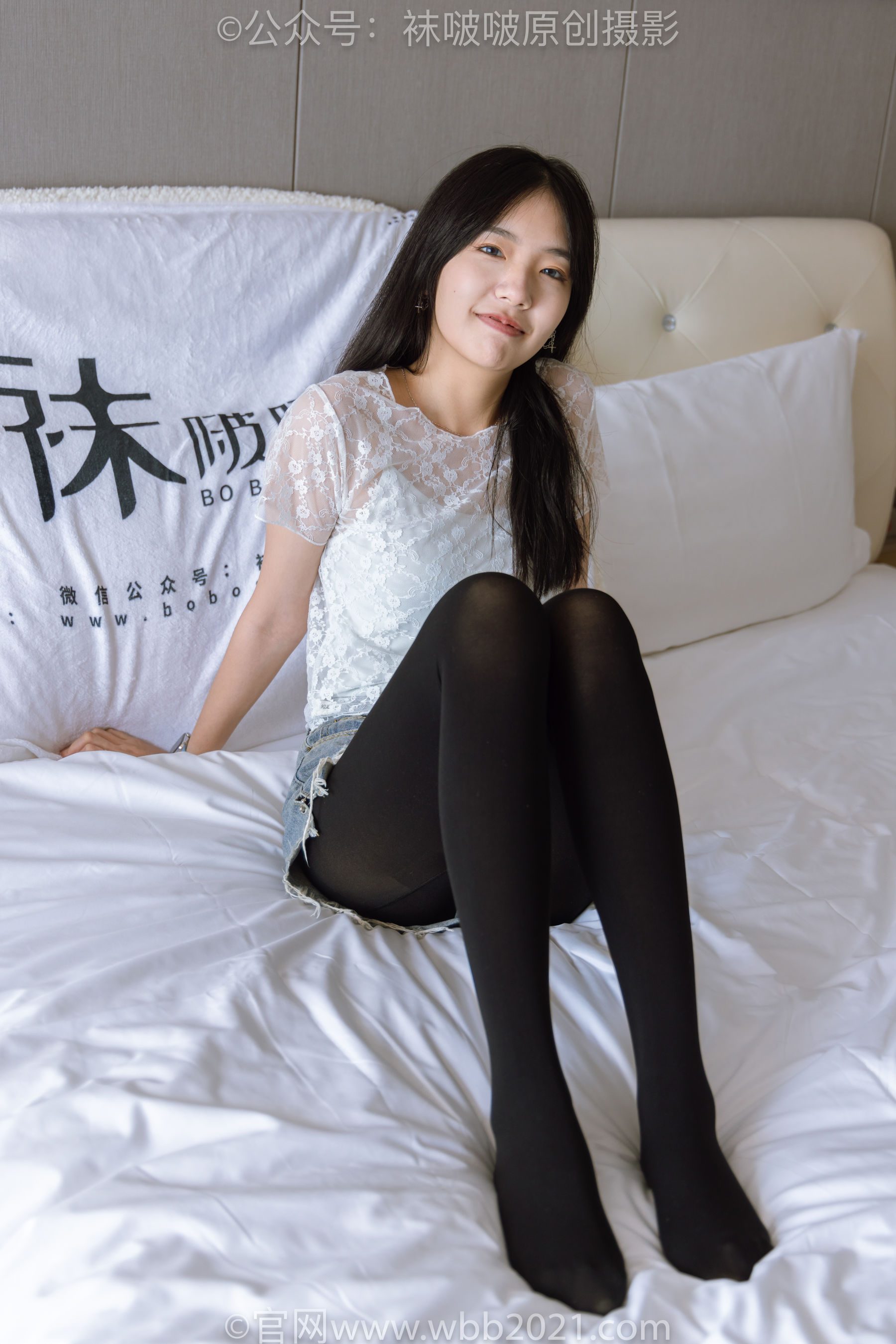 BoBoSocks袜啵啵 No.459 小甜豆 -高跟凉鞋、厚黑丝、穿鞋踩包子和橘子剧情/(150P)